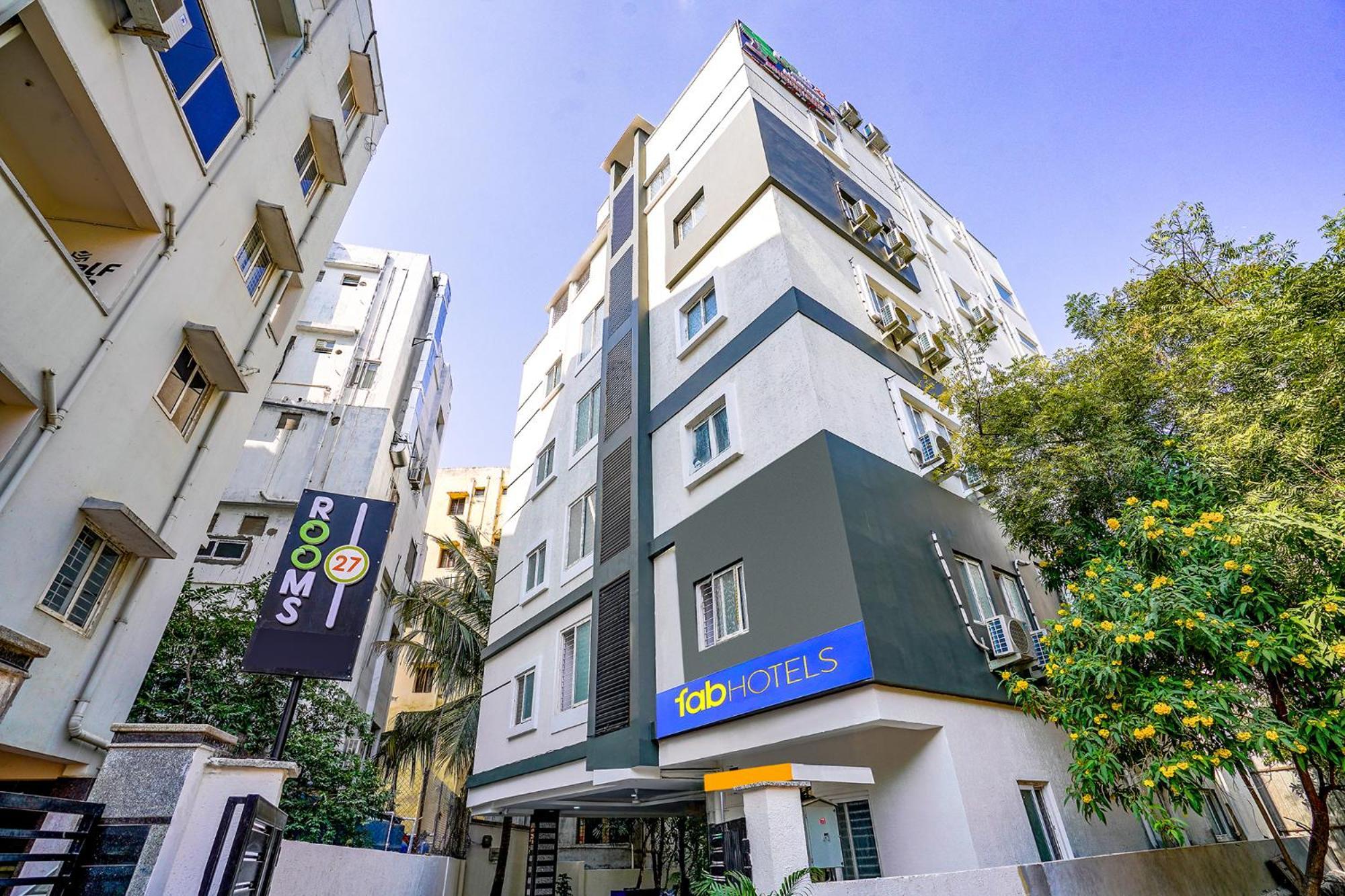 Hotel Fabhotel 27 - Hitech Hyderabad