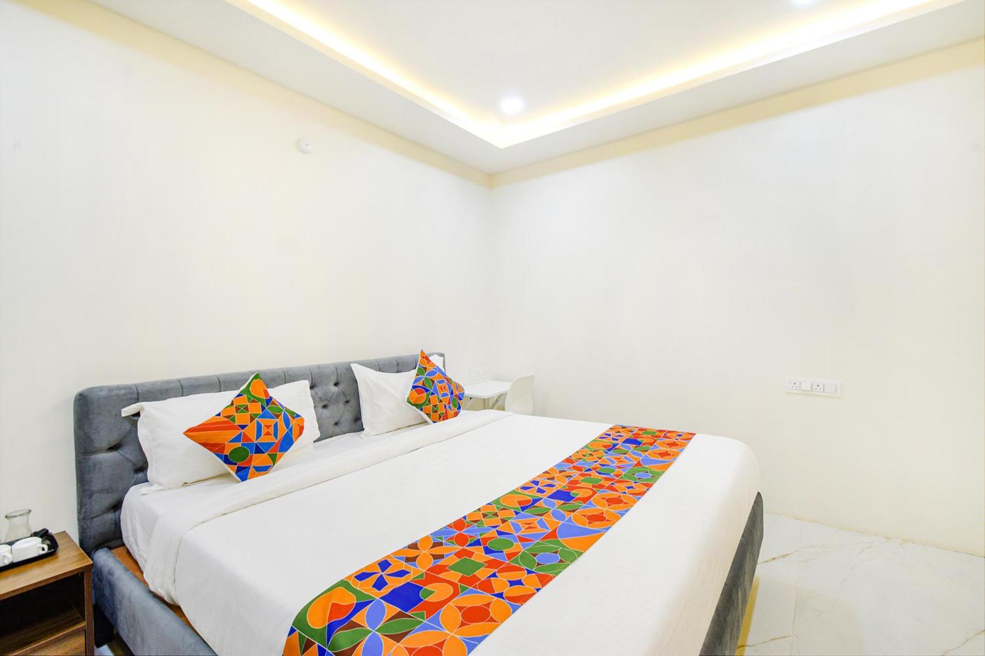 Fabhotel Ssr Ikon - Nr University, Kondapur 3* Hyderabad