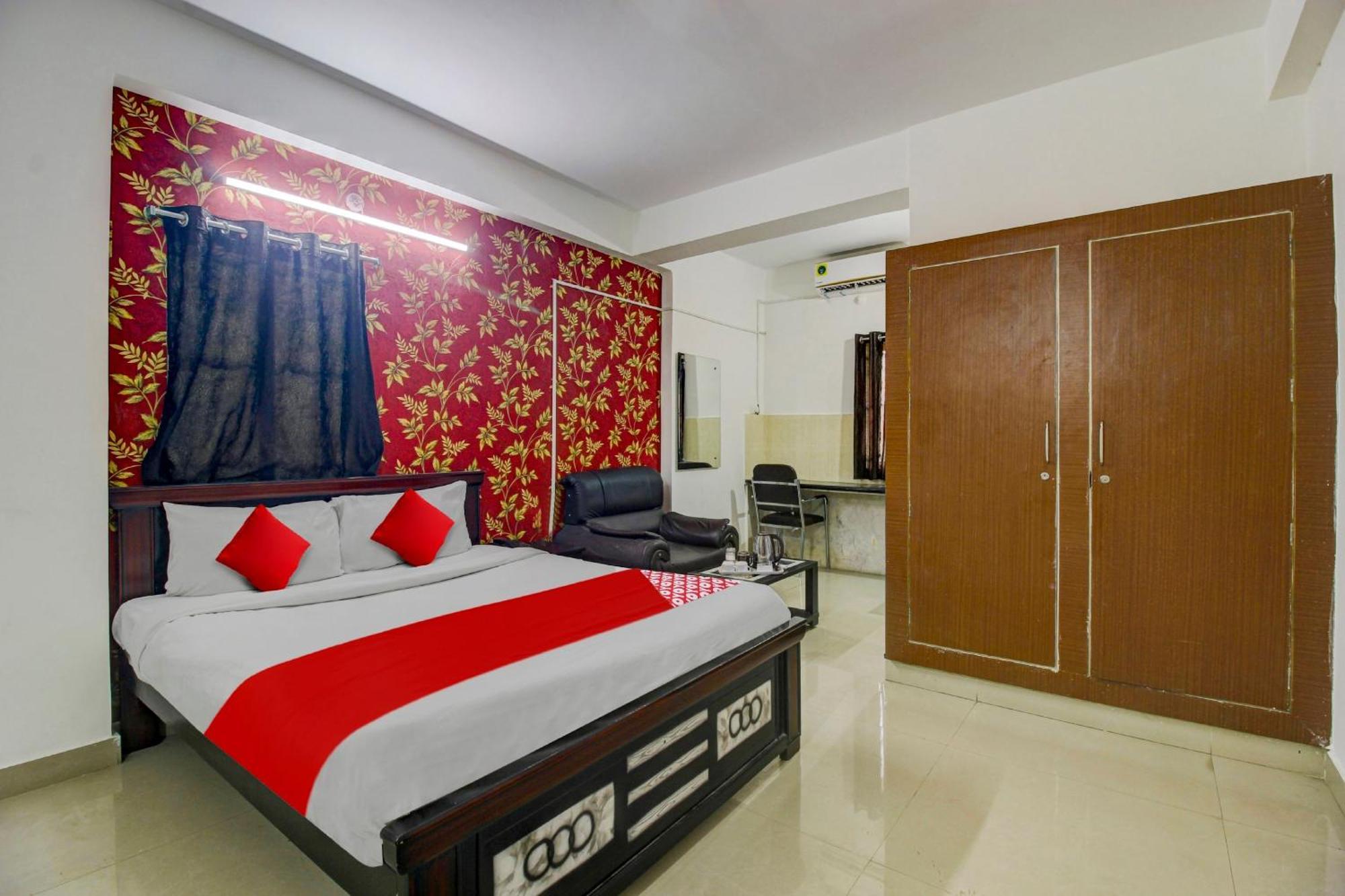 Hotel O U Like Hotel's 3*