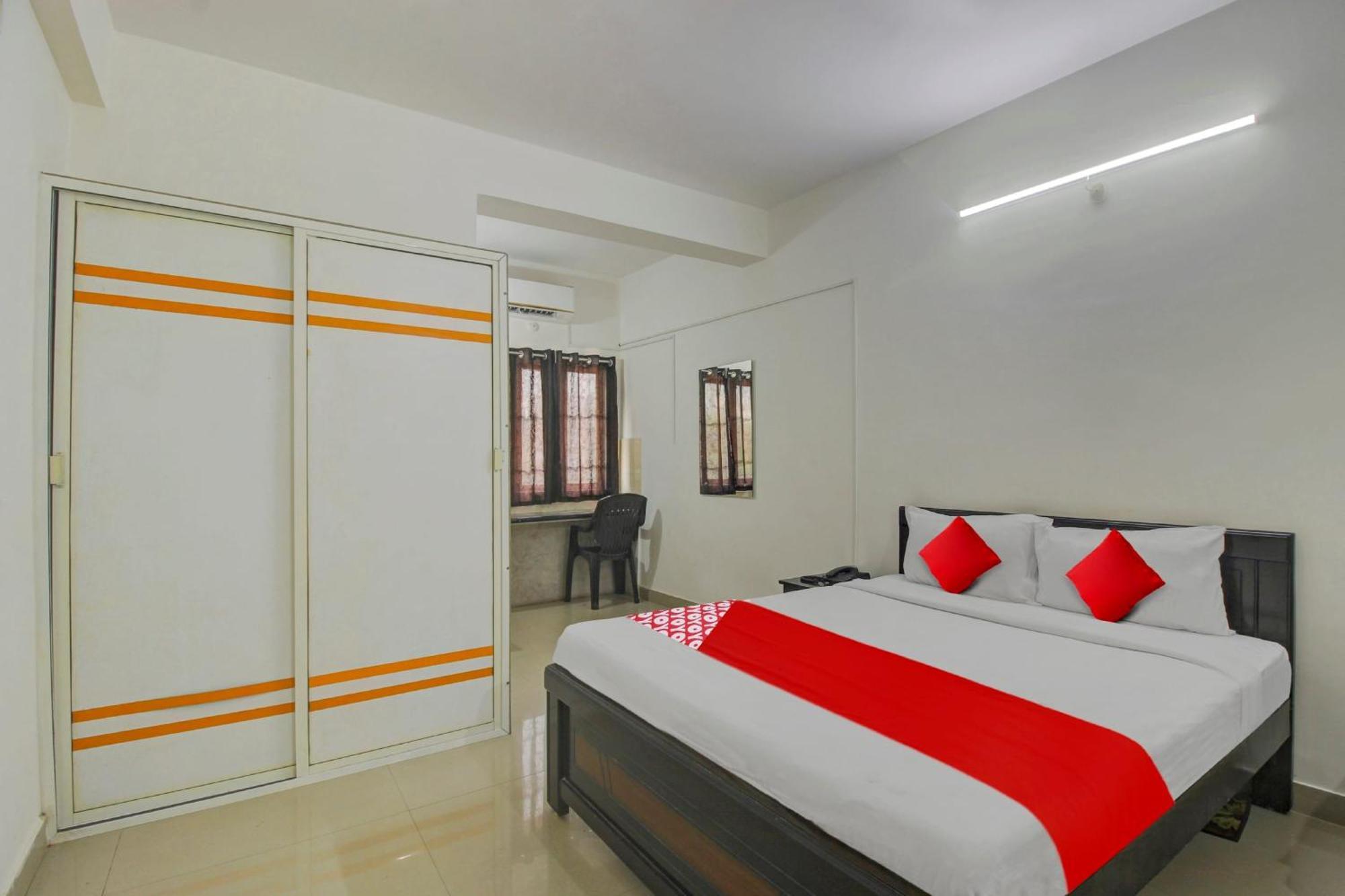 O U Like Hotel's Hotel