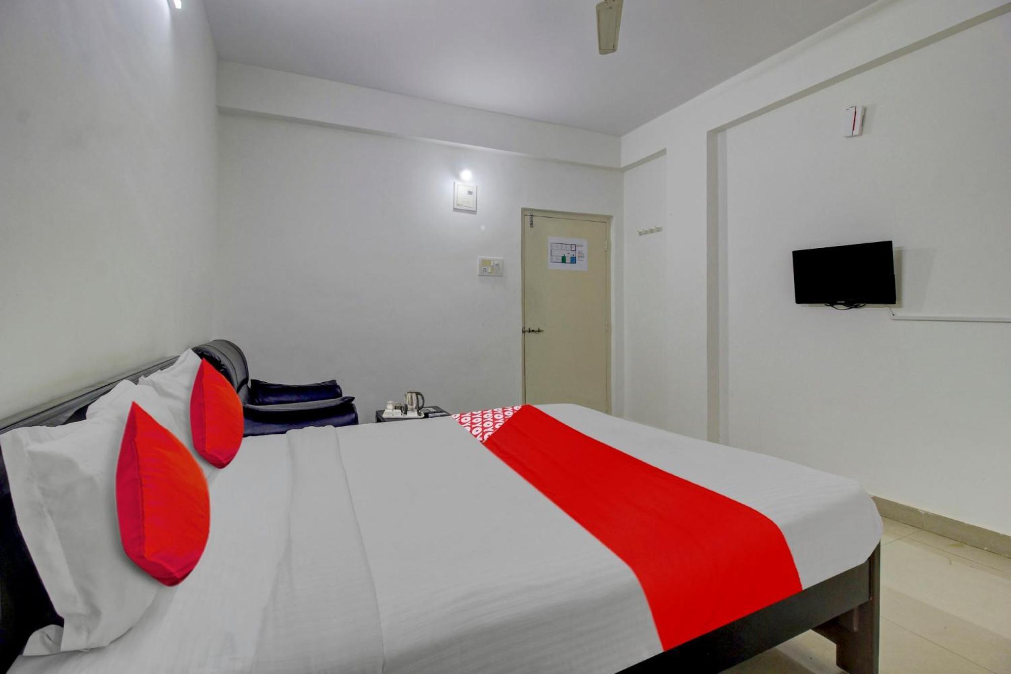 Hotel O U Like Hotel's