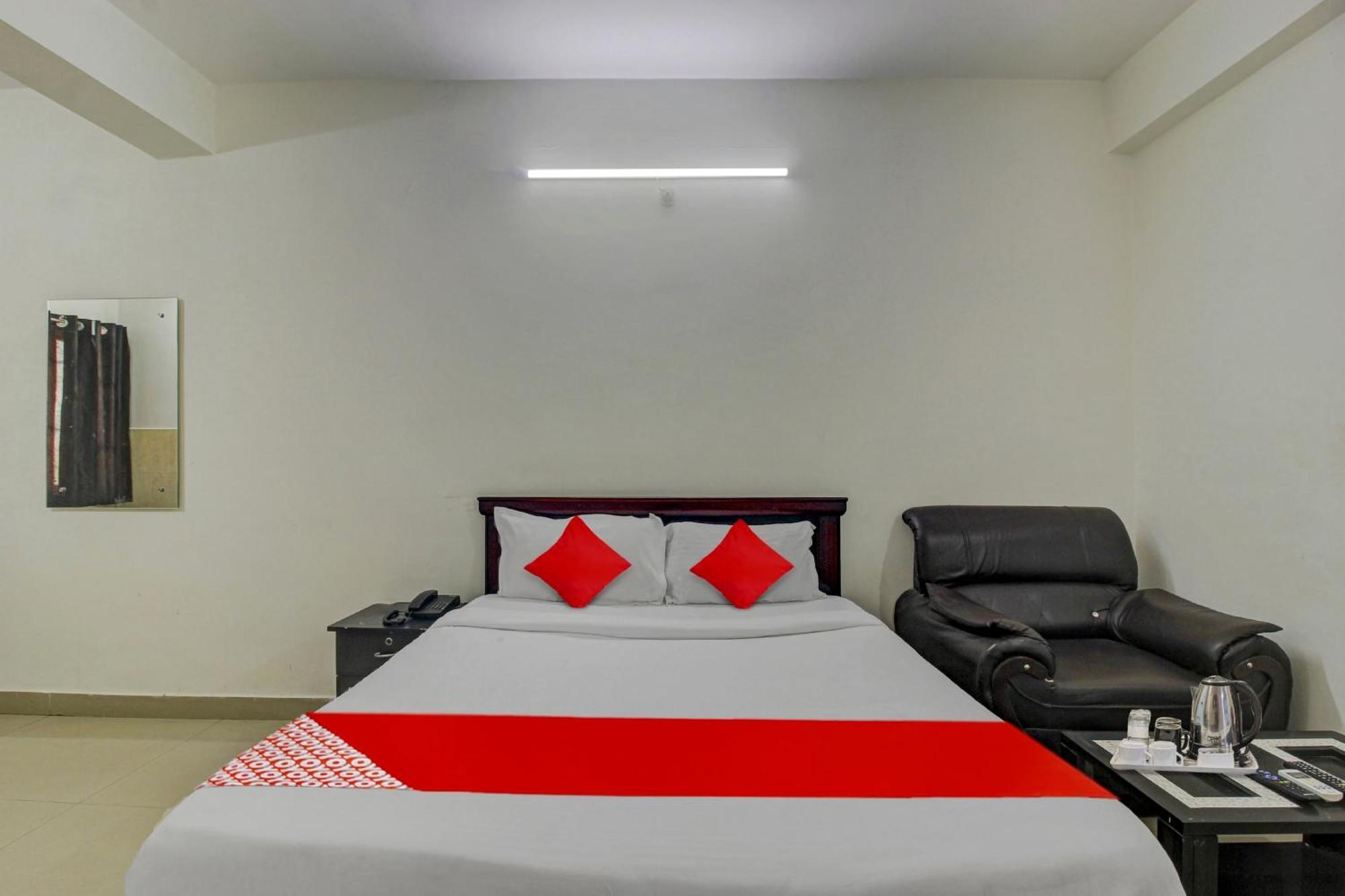O U Like Hotel's 3* Hyderabad