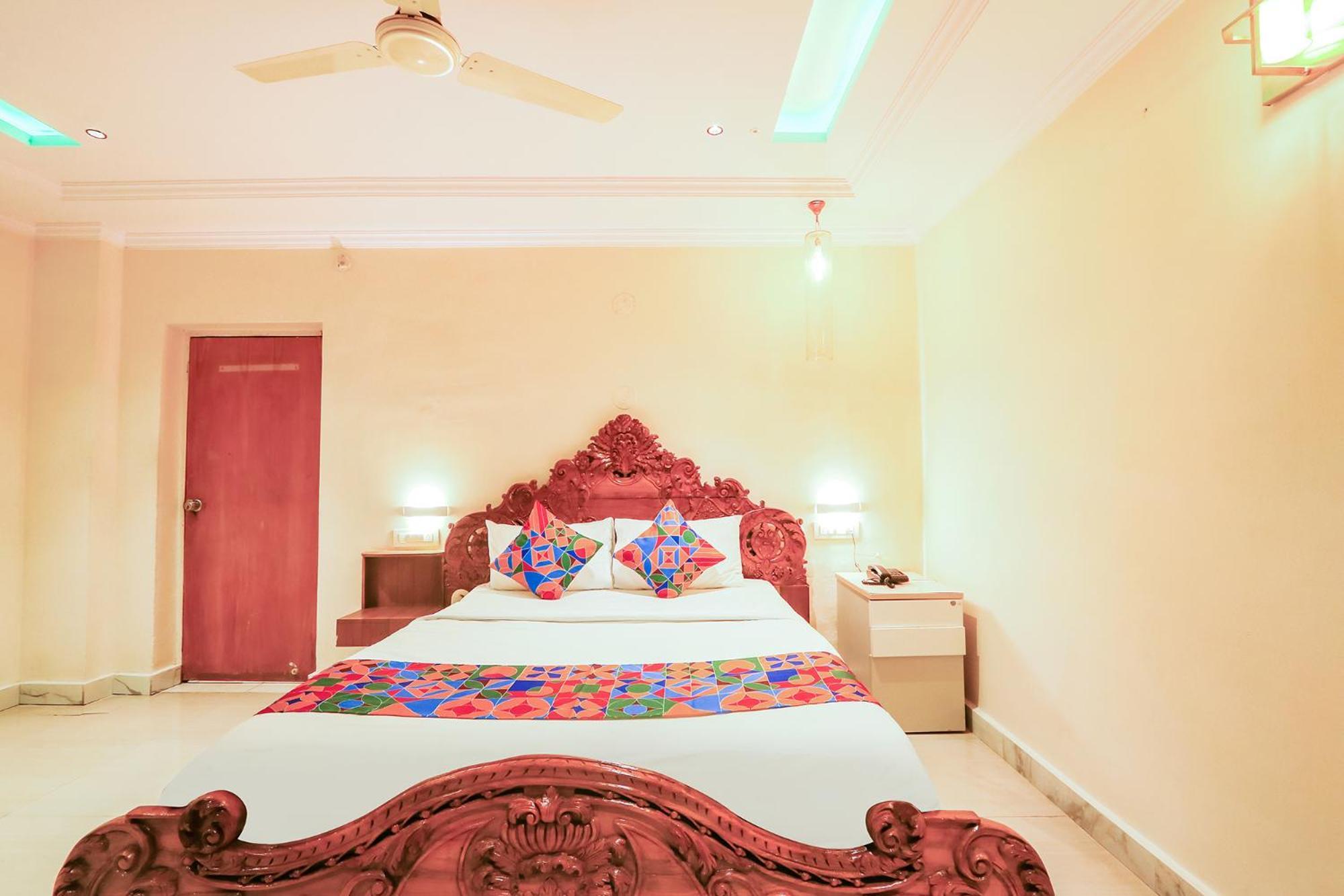 Fabhotel Maruthi Residency - Nr Metro Station Lakdikapul 3*