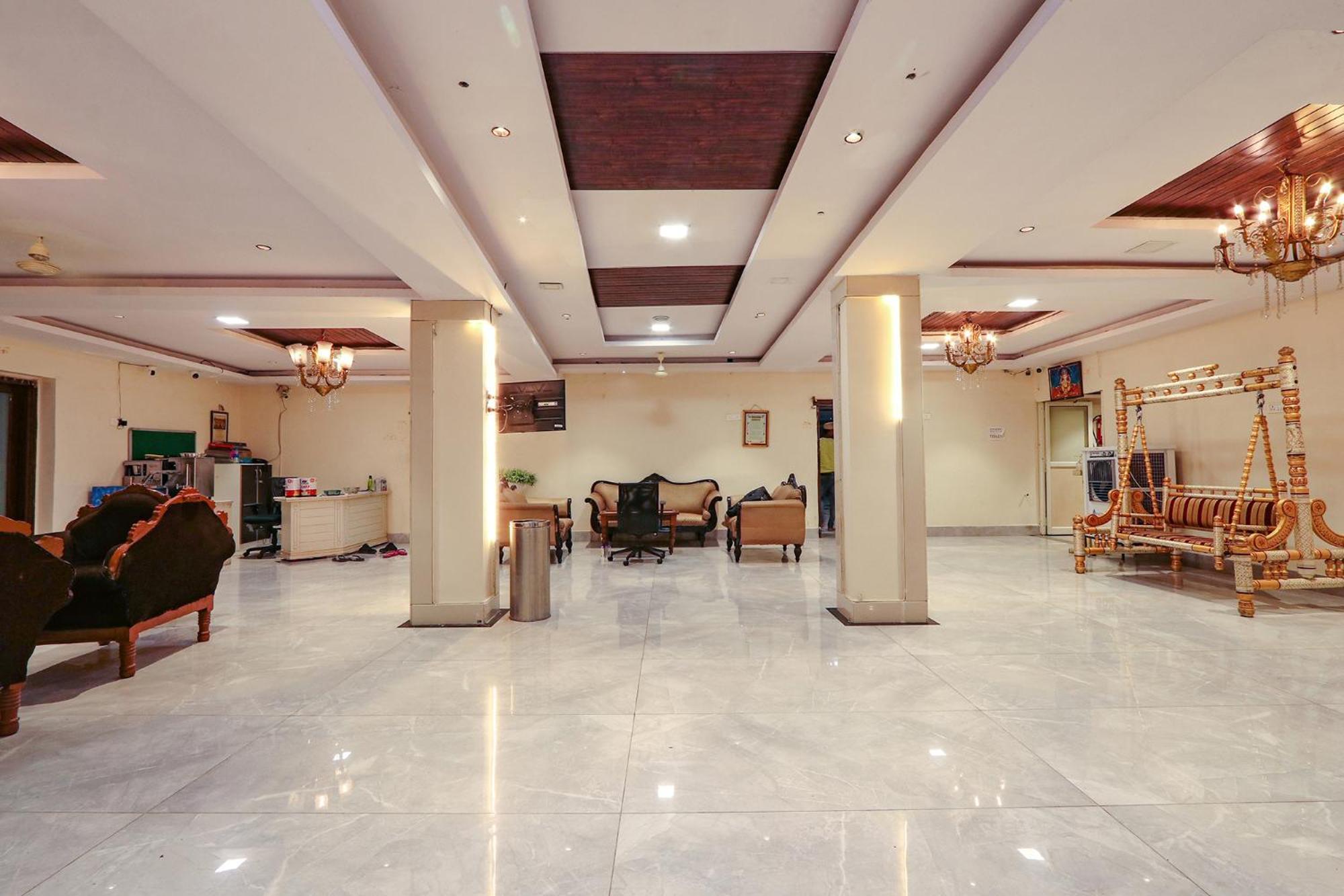 Fabhotel Maruthi Residency - Nr Metro Station Lakdikapul Hotel 3*