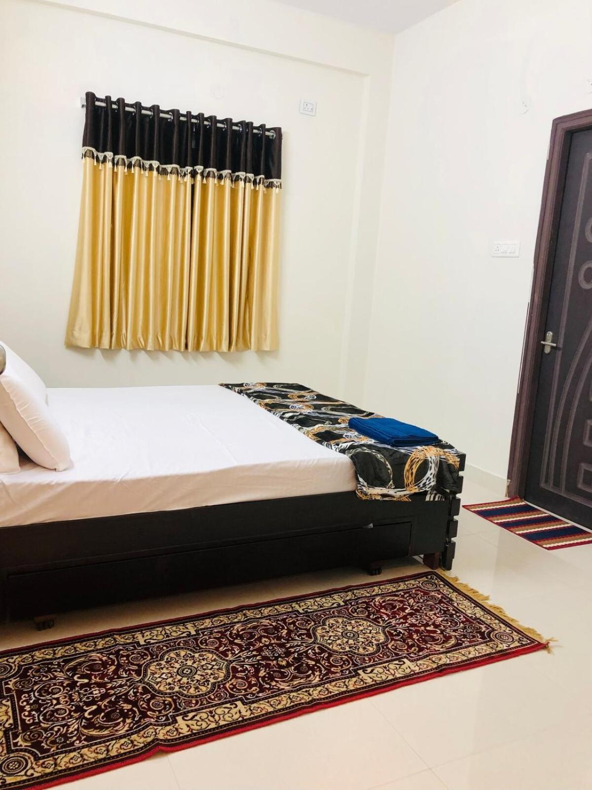 Luxury Living 3bhk Ac By Grv Group * Hyderabad