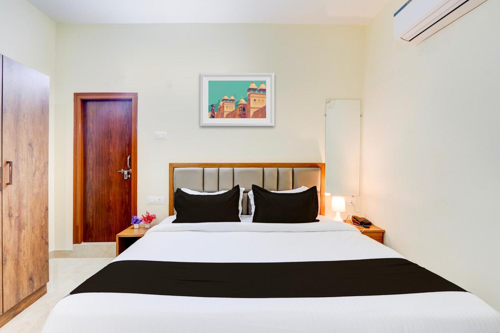 Townhouse Nirvana Elite 4*