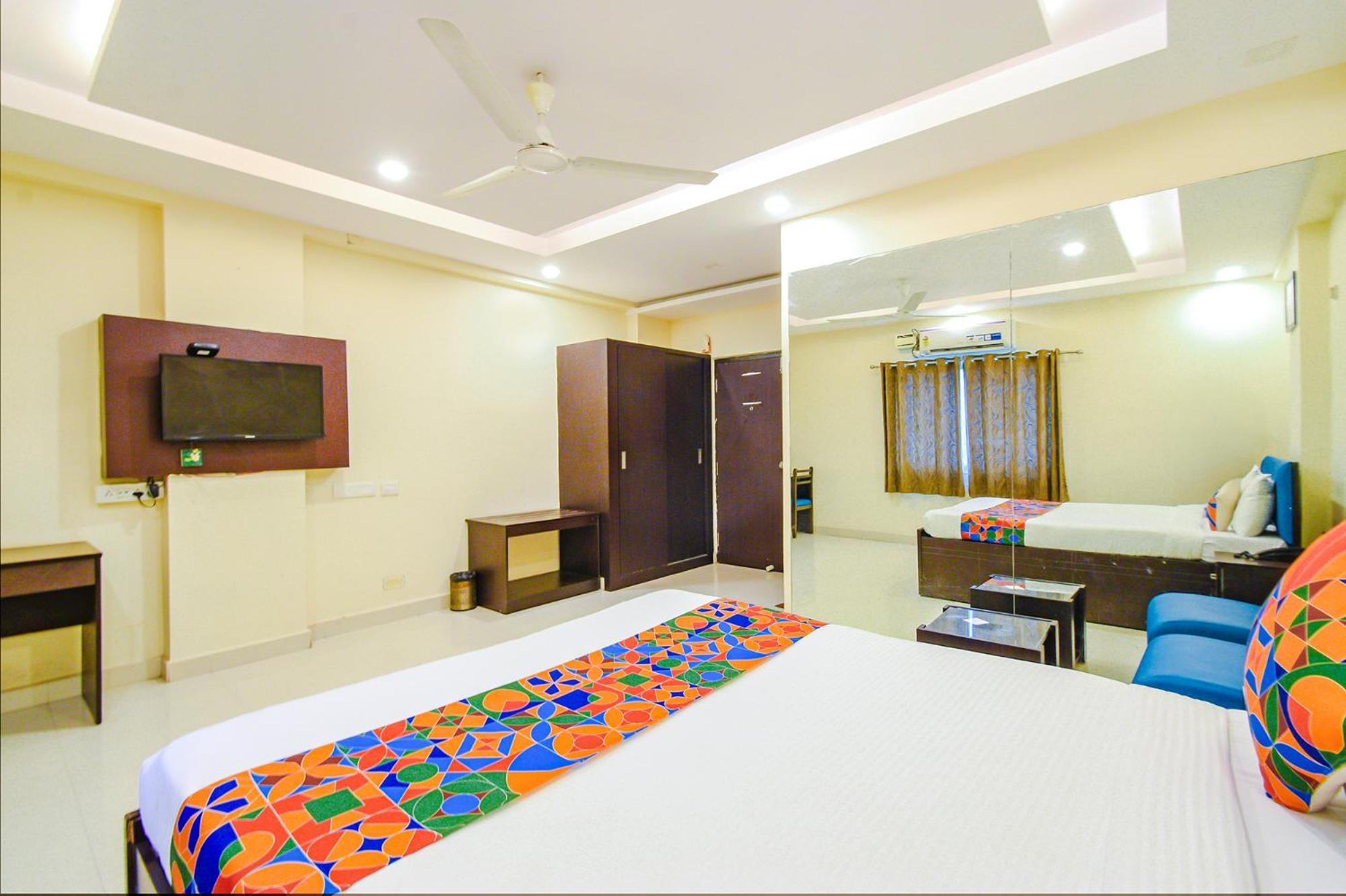 Fabhotel Tals Hitech - Nr Jubliee Enclave, Hitech 2*