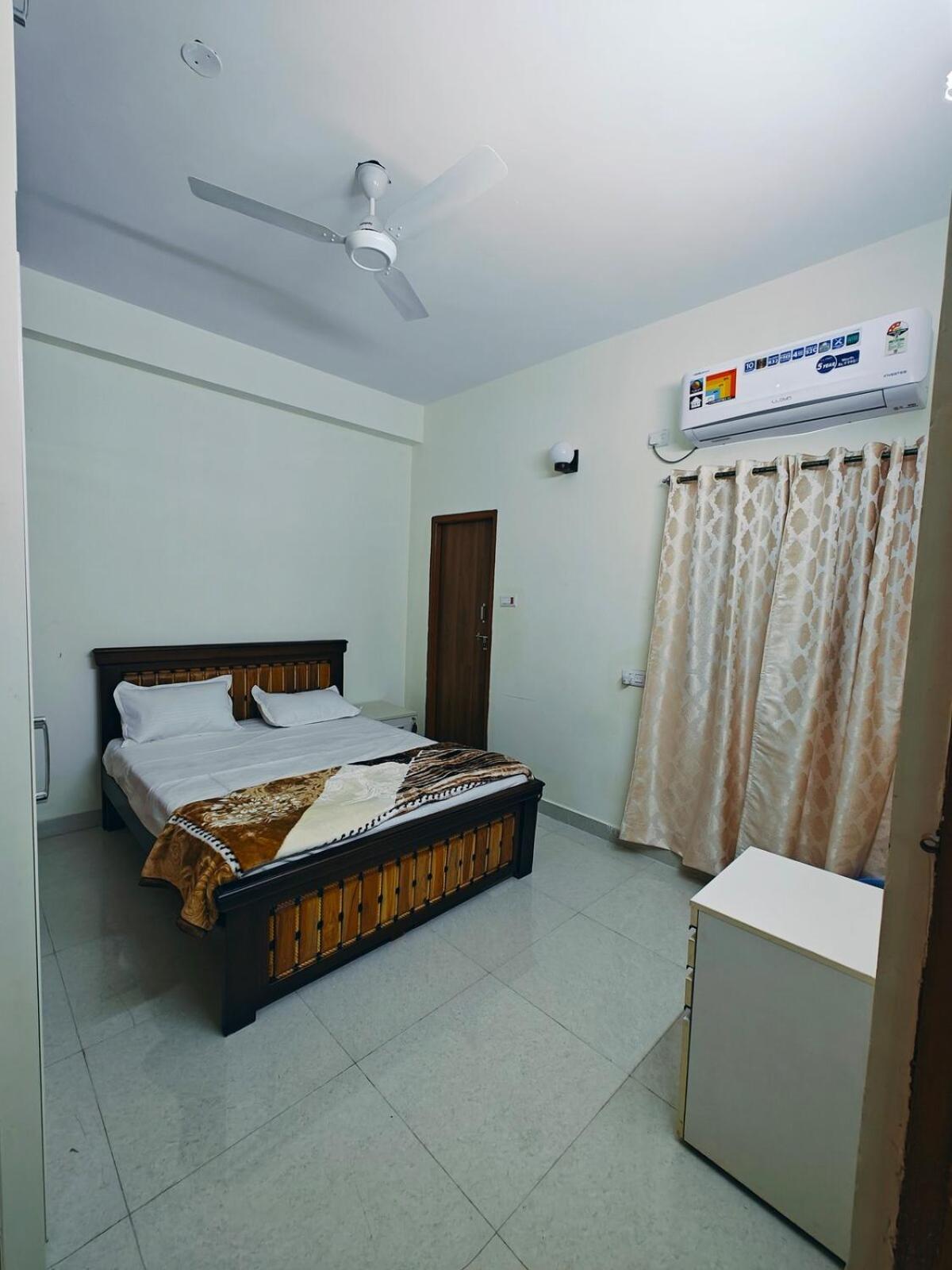 Harmony 3br Mehdipatnam By Homeyhuts *
