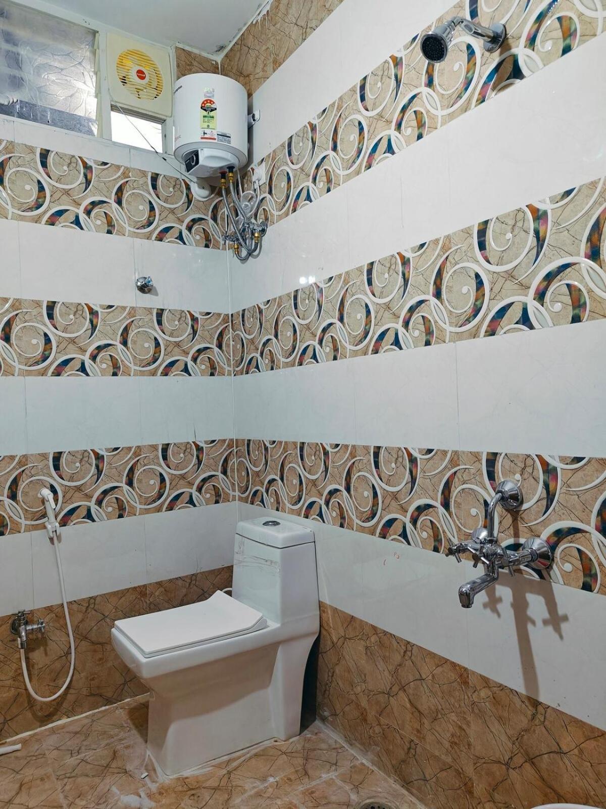 Harmony 3br Mehdipatnam By Homeyhuts