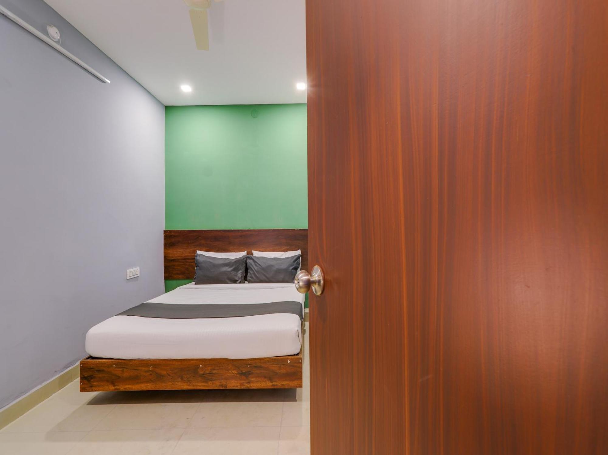 Hotel O Ragas Hyderabad