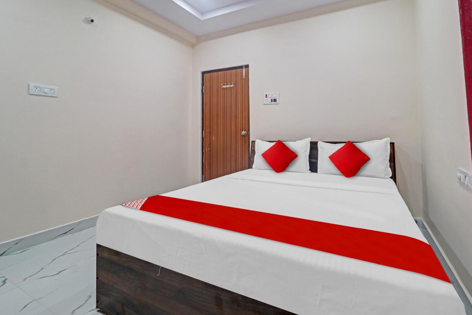 Hotel O Sv Grand