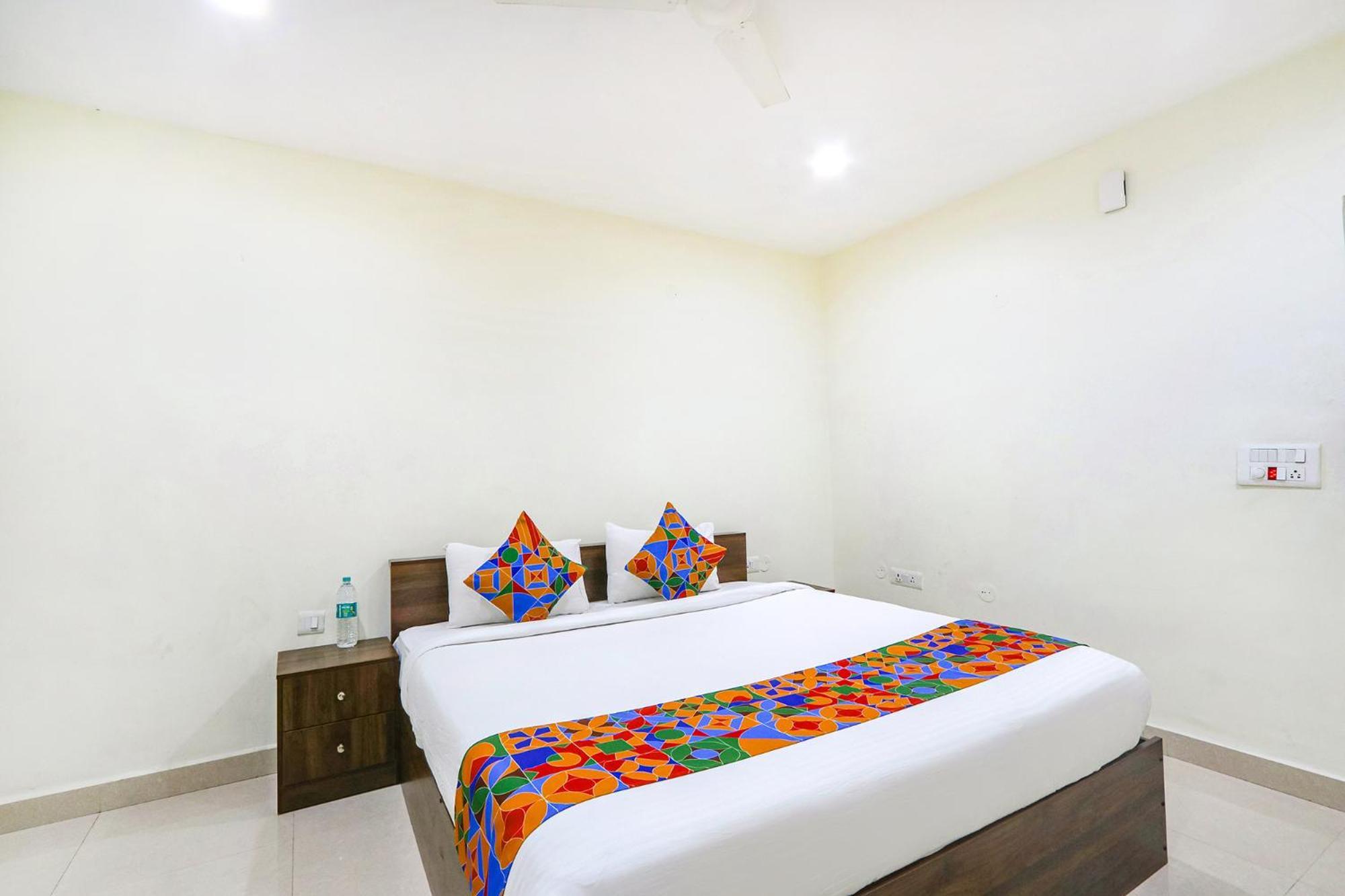 Fabhotel Sk Grand - Hitech Hyderabad