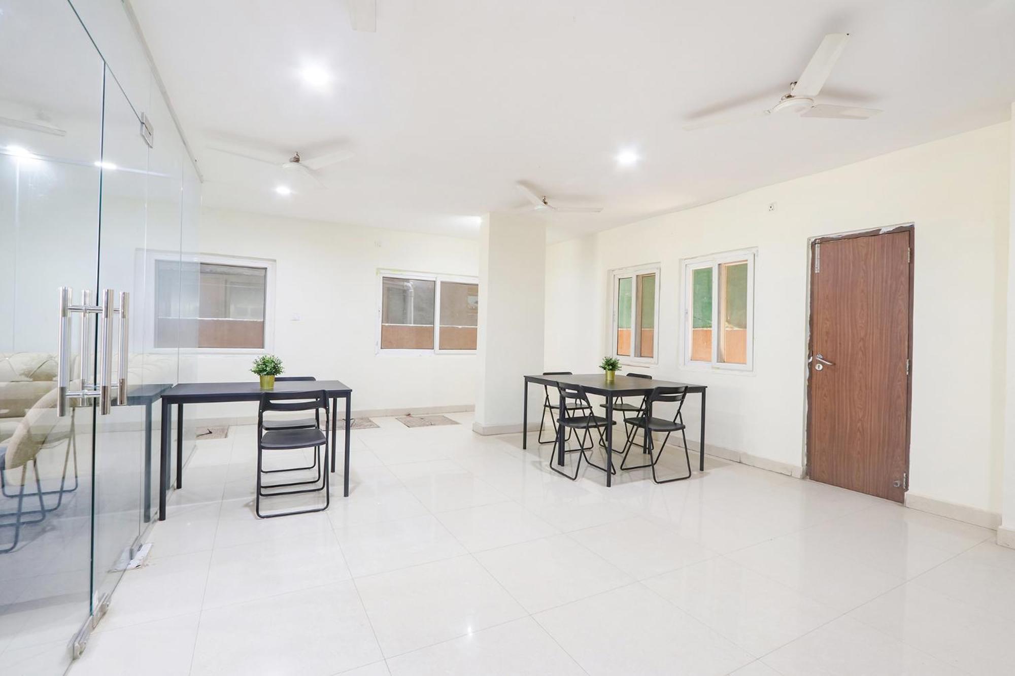 Fabhotel Sk Grand - Hitech Hotel Hyderabad