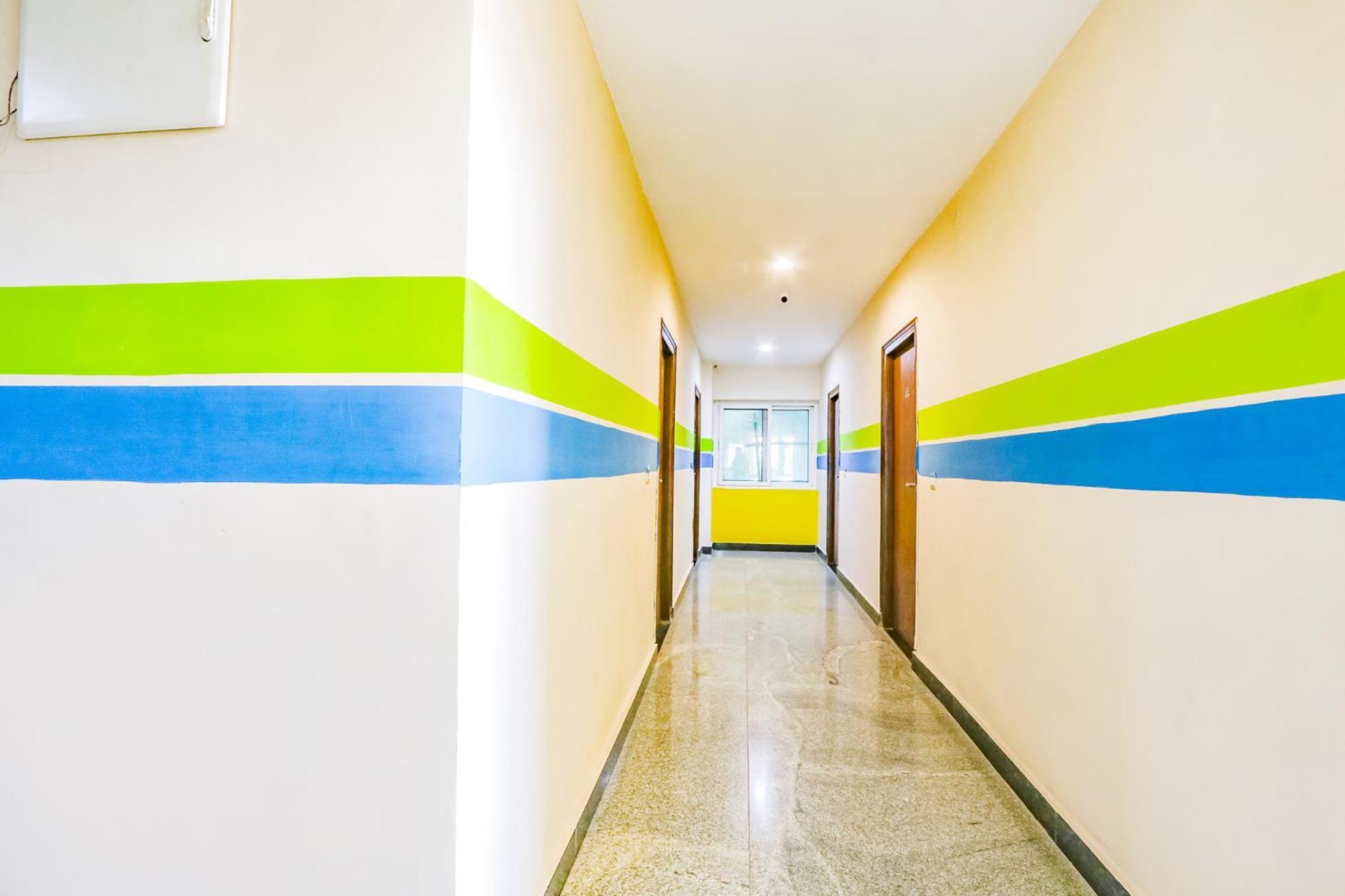 Fabhotel Sk Grand - Hitech 3* Hyderabad