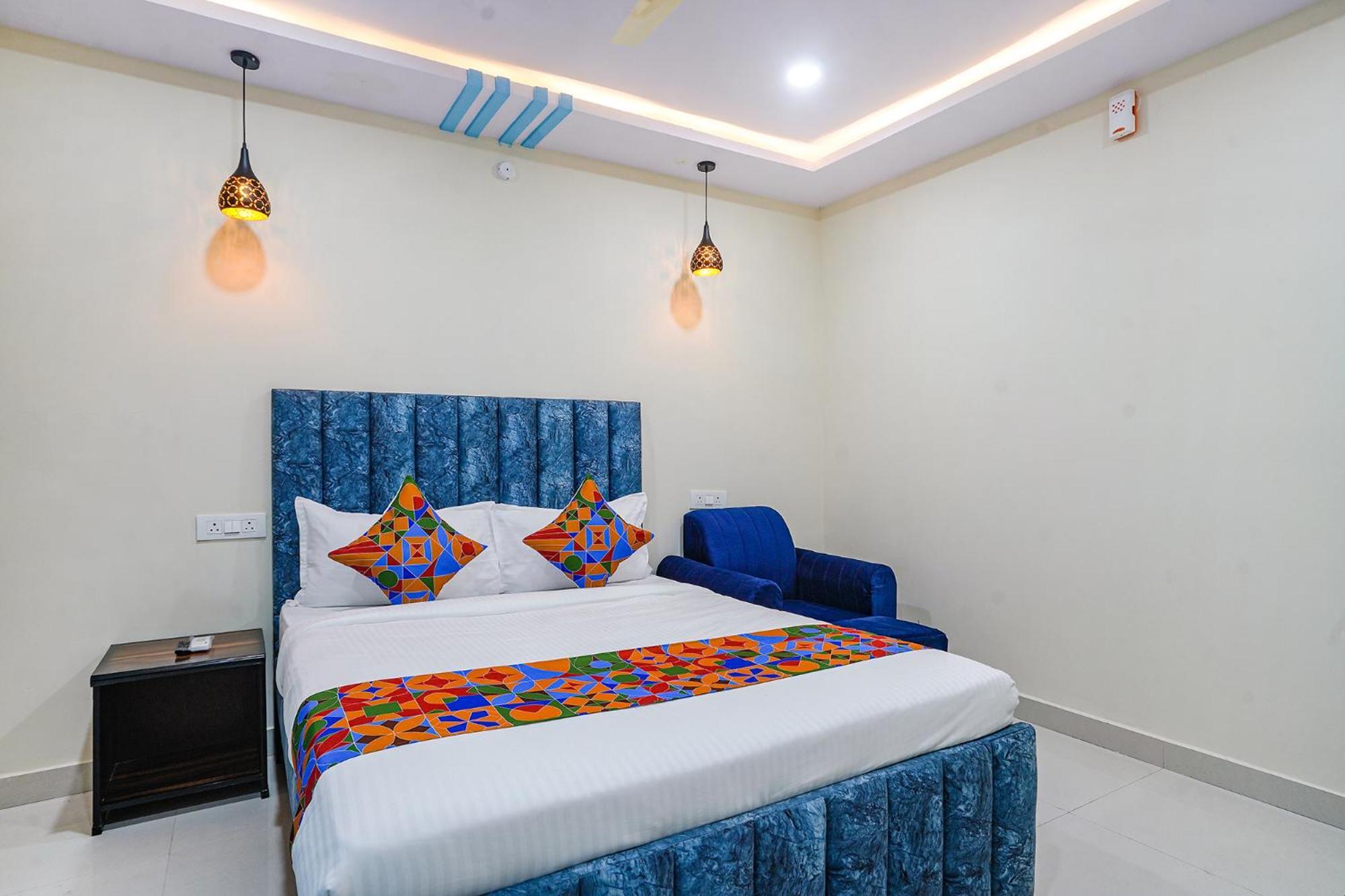 Fabhotel Grand Broholic - Nr Hitech Hotel 3*