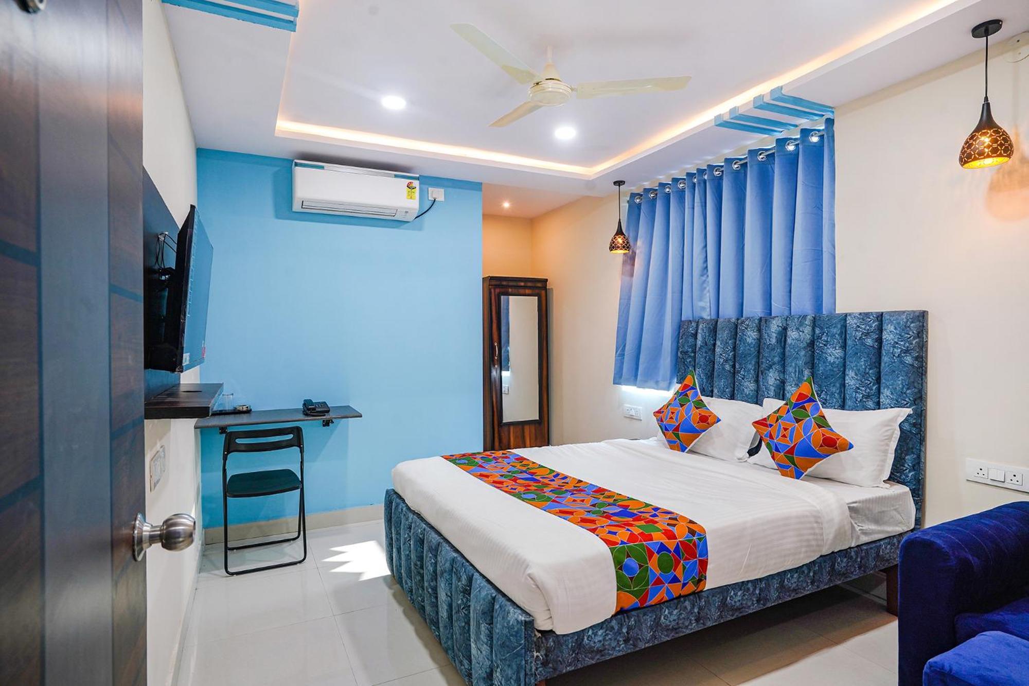 Fabhotel Grand Broholic - Nr Hitech Hotel