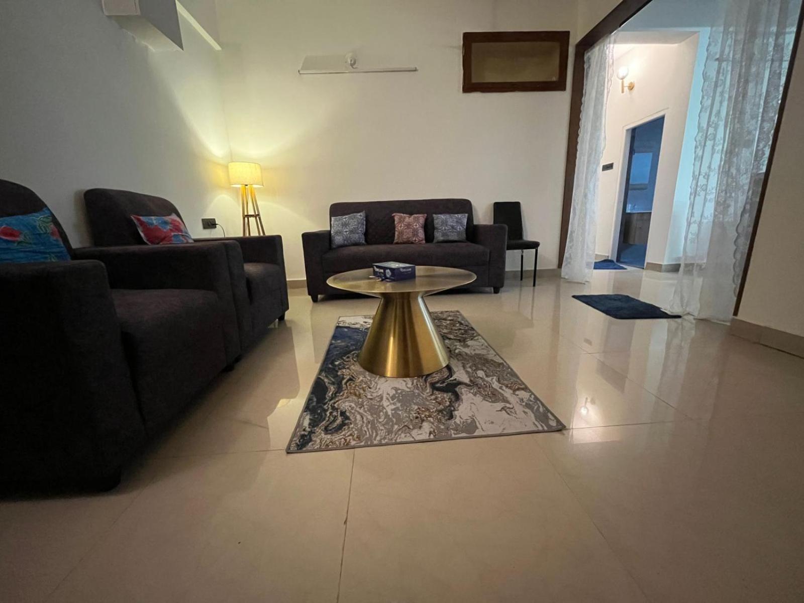 Comfy Abode Banjara Hills Road No 1 * Hyderabad