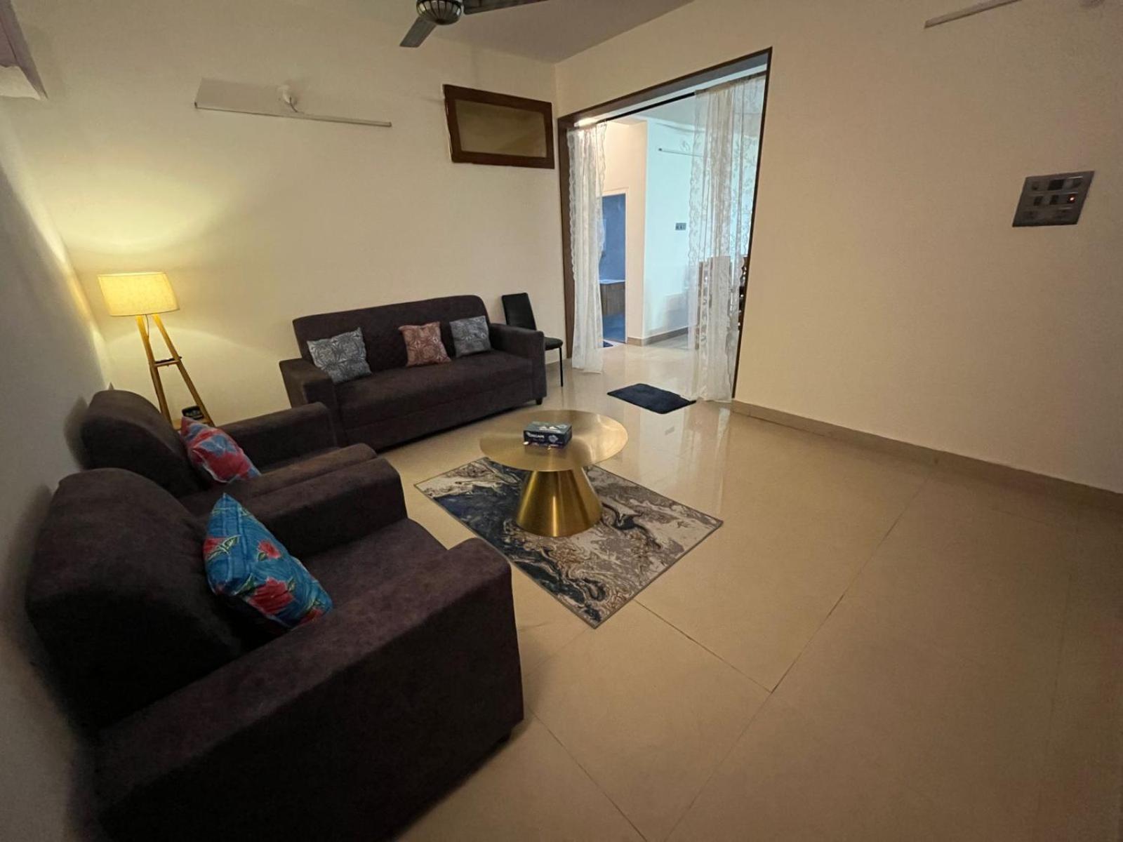 Apartment Comfy Abode Banjara Hills Road No 1 *