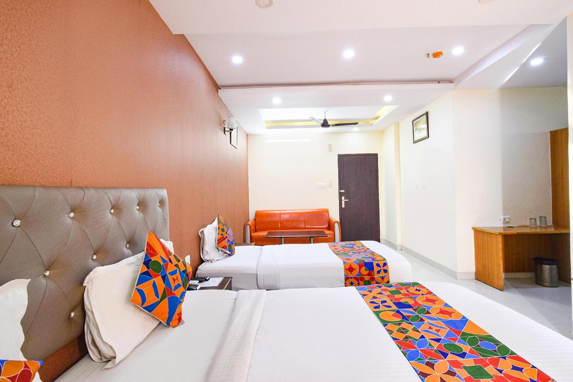Hotel Fabhotel L Grand - Nr Secunderabad Railway Station