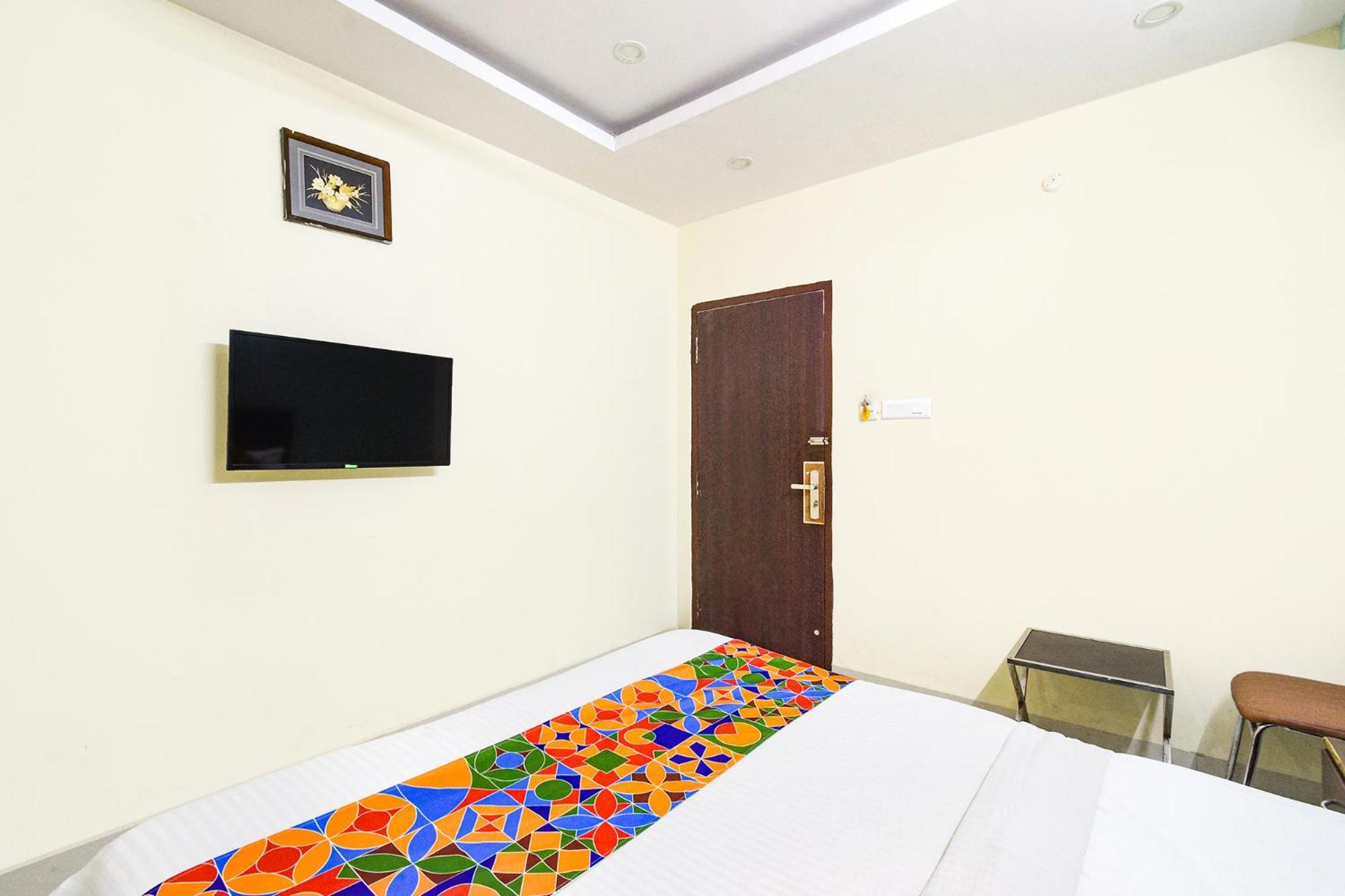 Fabhotel L Grand - Nr Secunderabad Railway Station