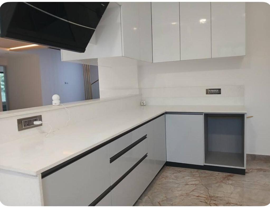 Welcome Brand New Luxury For Nris And Corporate Families 10000 Sq Ft Luxury That Seamlessly Blends Comfort Sophistication And Convenience Perfectly Suited For Families Nris And Corporate Guests Seeking A Refined Living Experience * Hyderabad