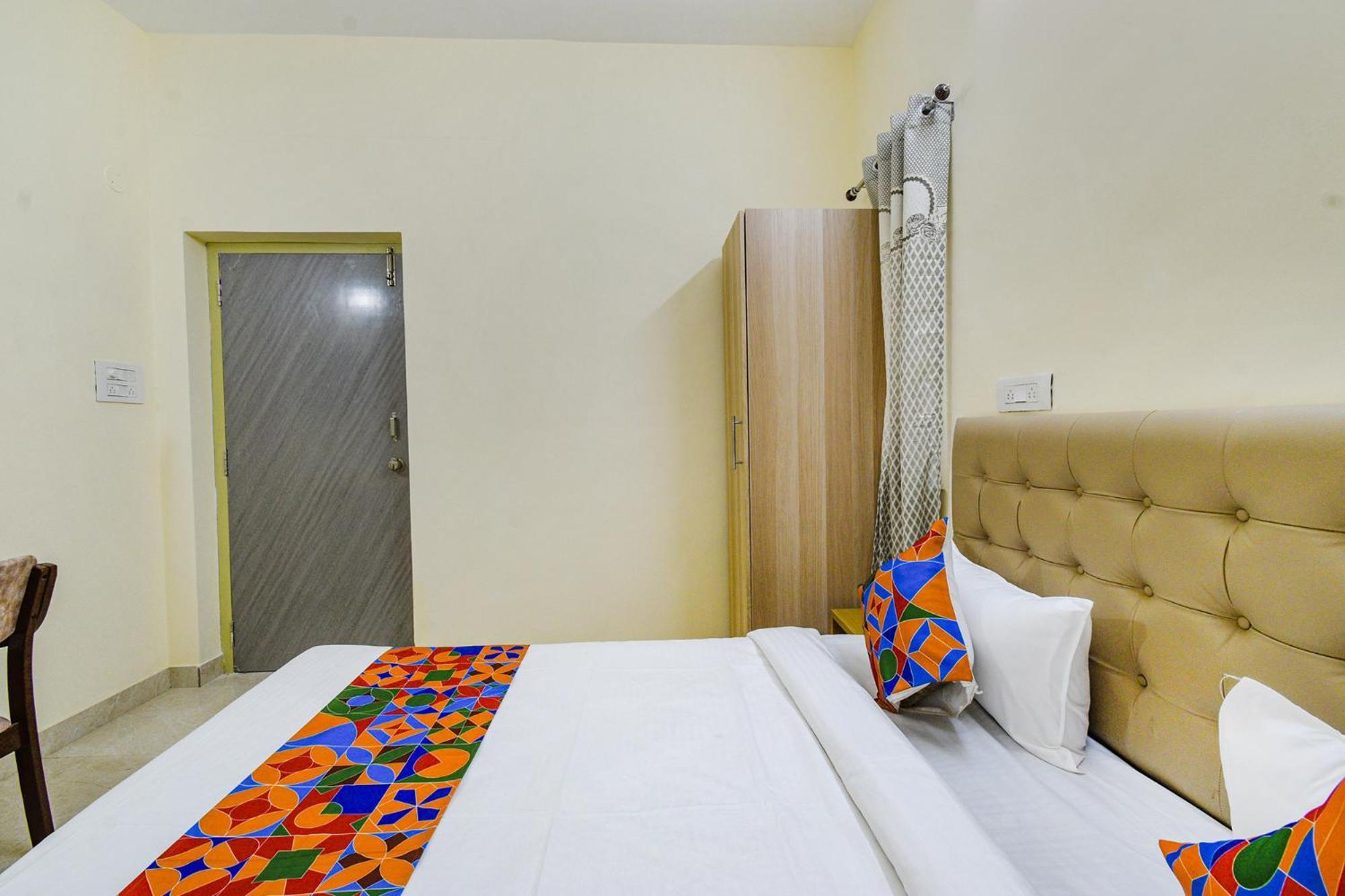 Fabhotel Rk - Nr U S Consulate, Financial District 3*