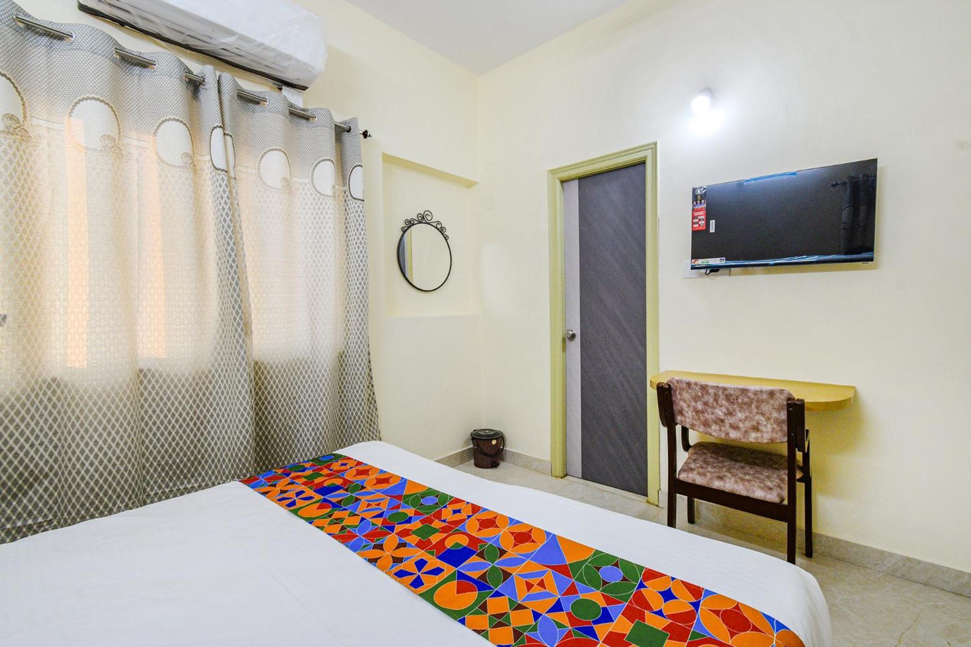 Fabhotel Rk - Nr U S Consulate, Financial District 3* Hyderabad