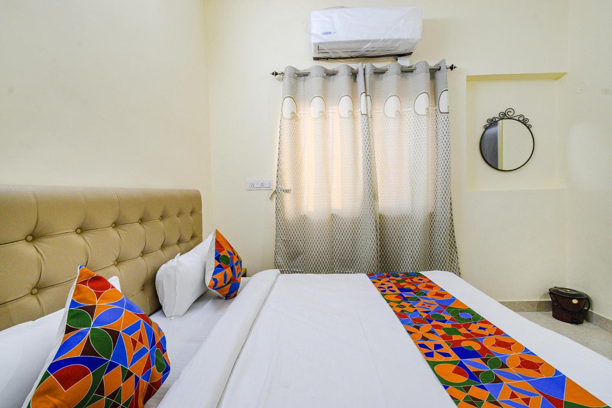 Fabhotel Rk - Nr U S Consulate, Financial District Hotel 3*