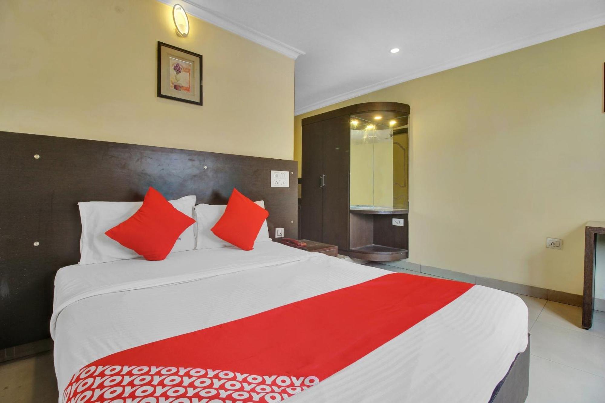 O Happy Hotel