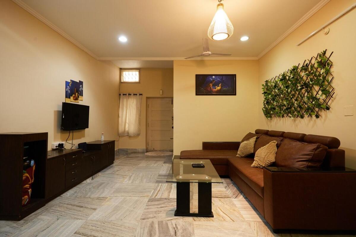 A Convenient In Centre Apartment