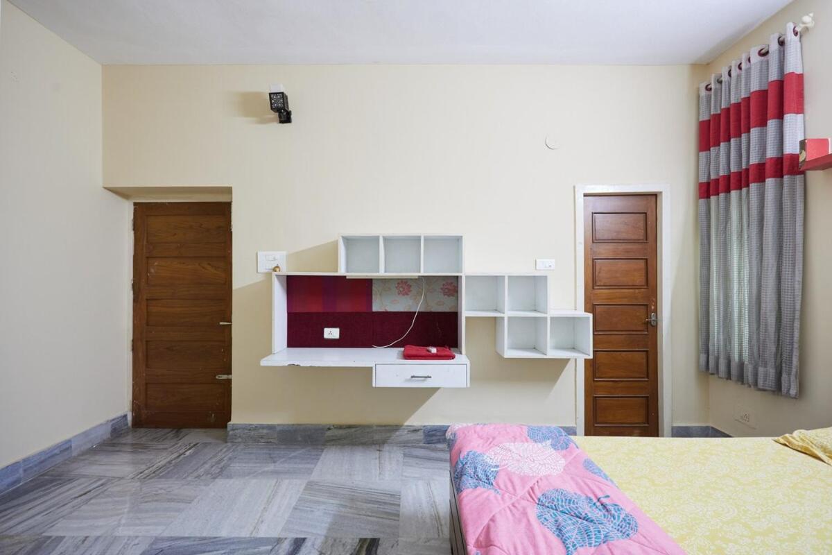 A Convenient In Centre Hyderabad