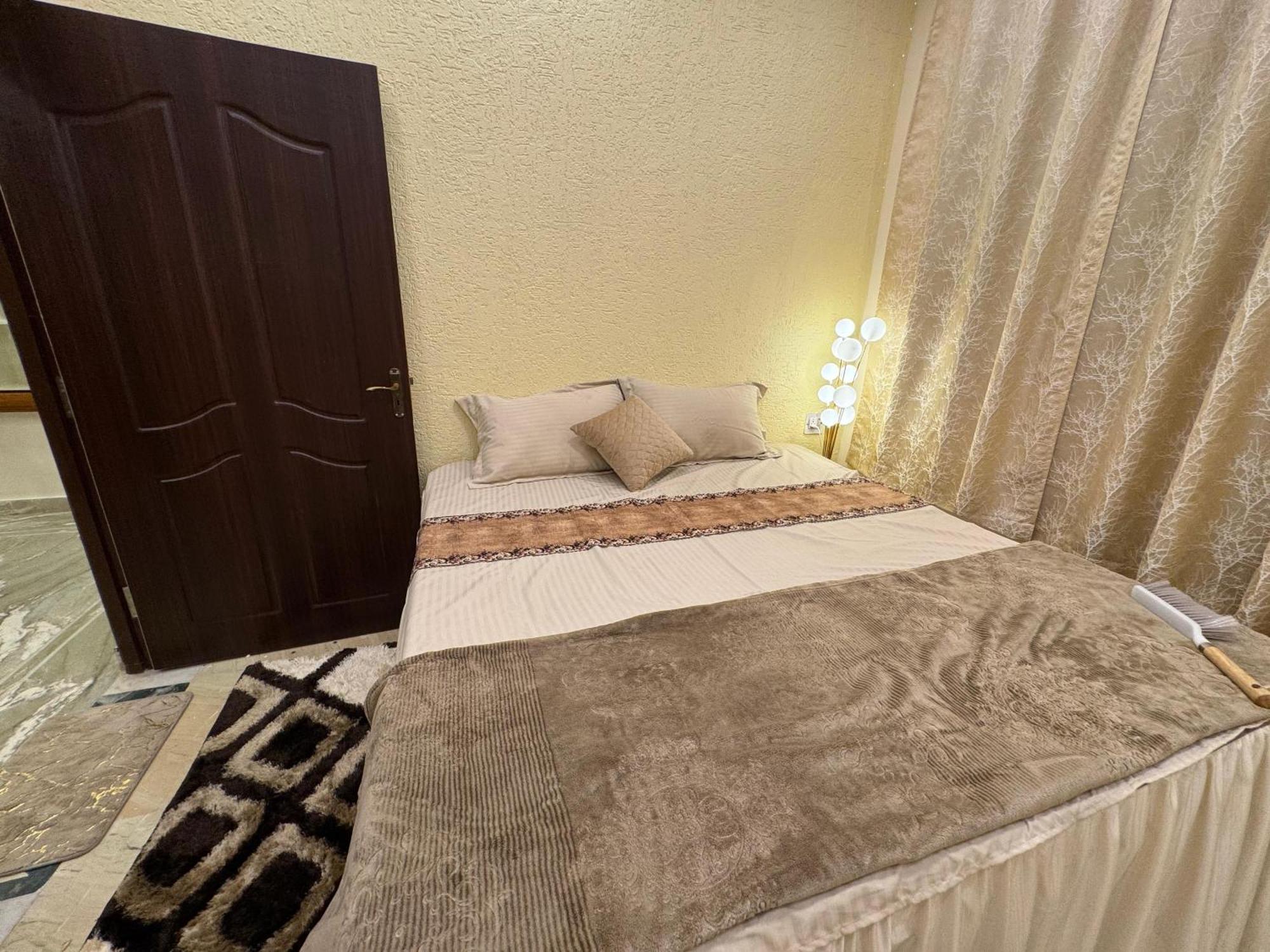 Al Buraq Apartment