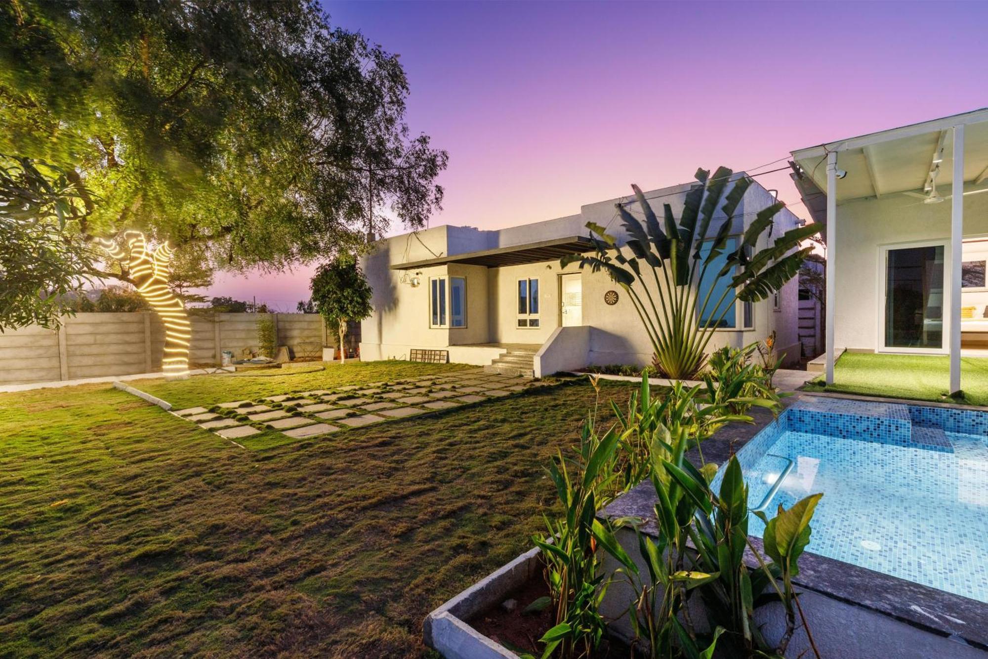 Serene Retreat By Stayjadepoolbasketball Court *