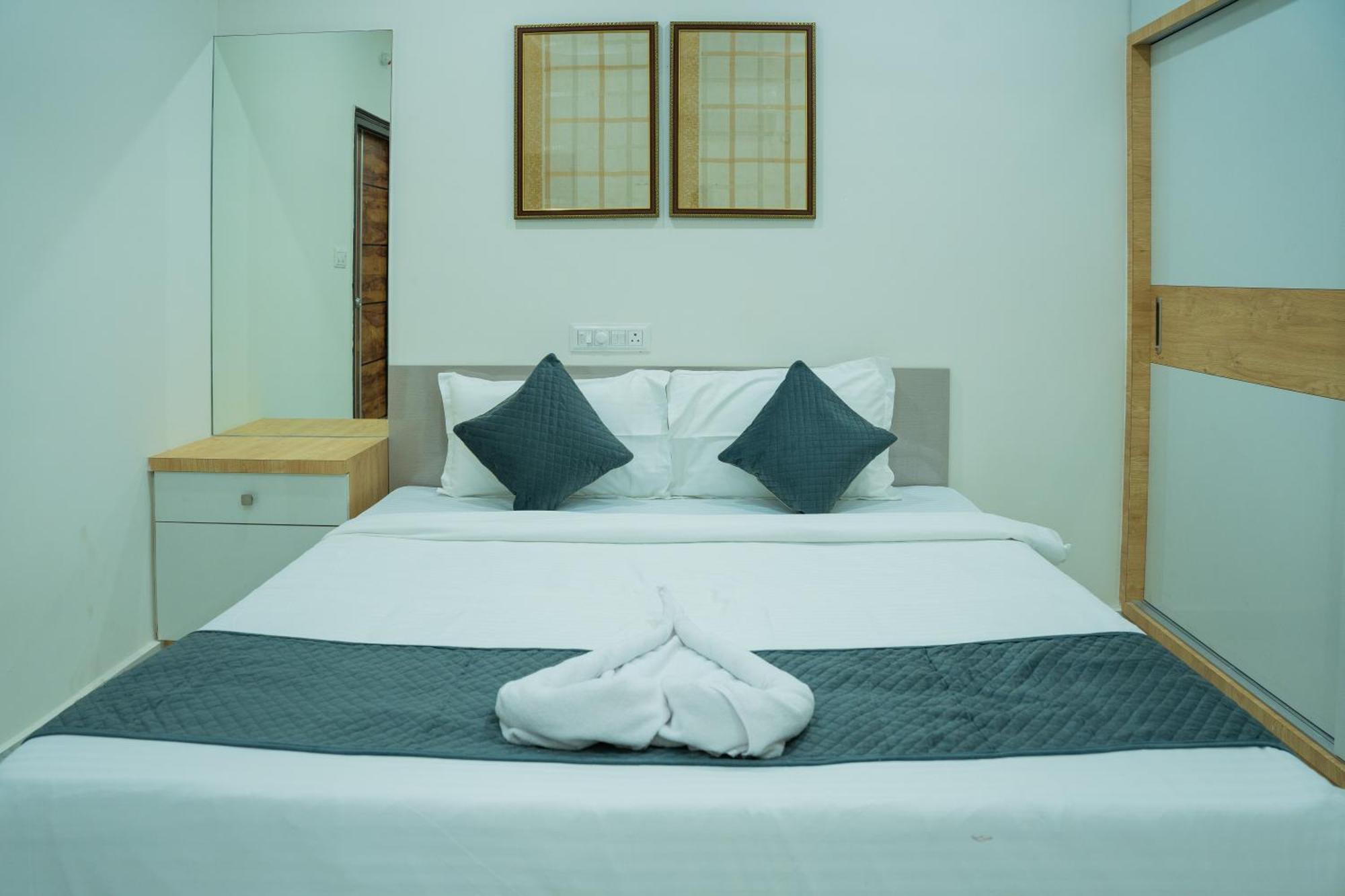 Apartment Huma Grand - Cozy View In The Hyderabad