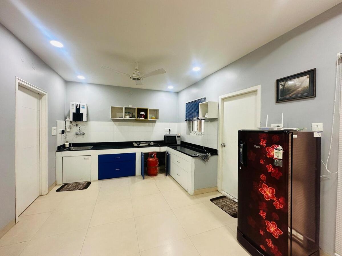 Charming Beautiful 2bhk Jublee Hills Apollo * Hyderabad