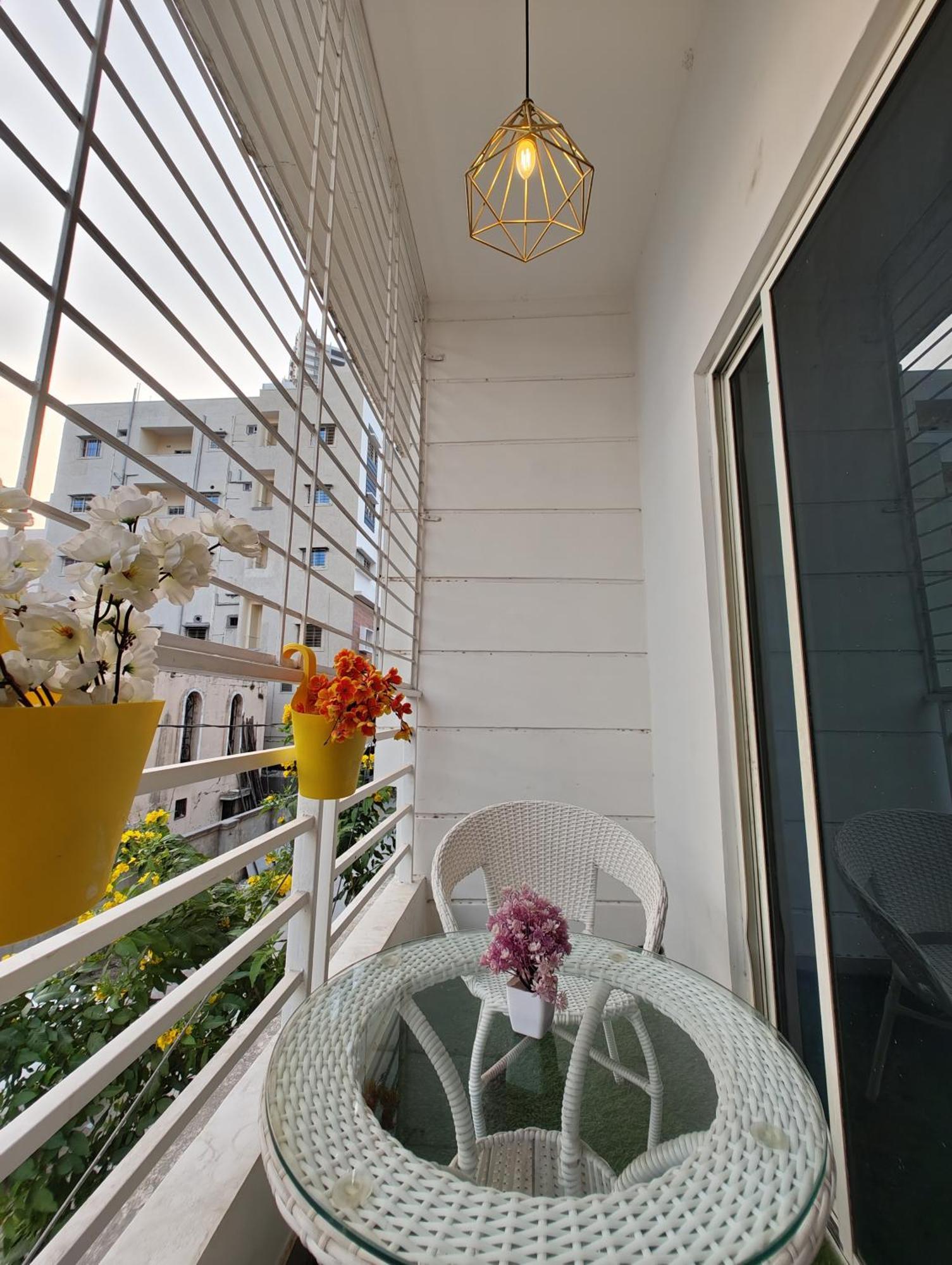 Apartment Nk Homes - 2bhk Serviced - Full Furnished & Full Kitchen, Wifi & Balcony