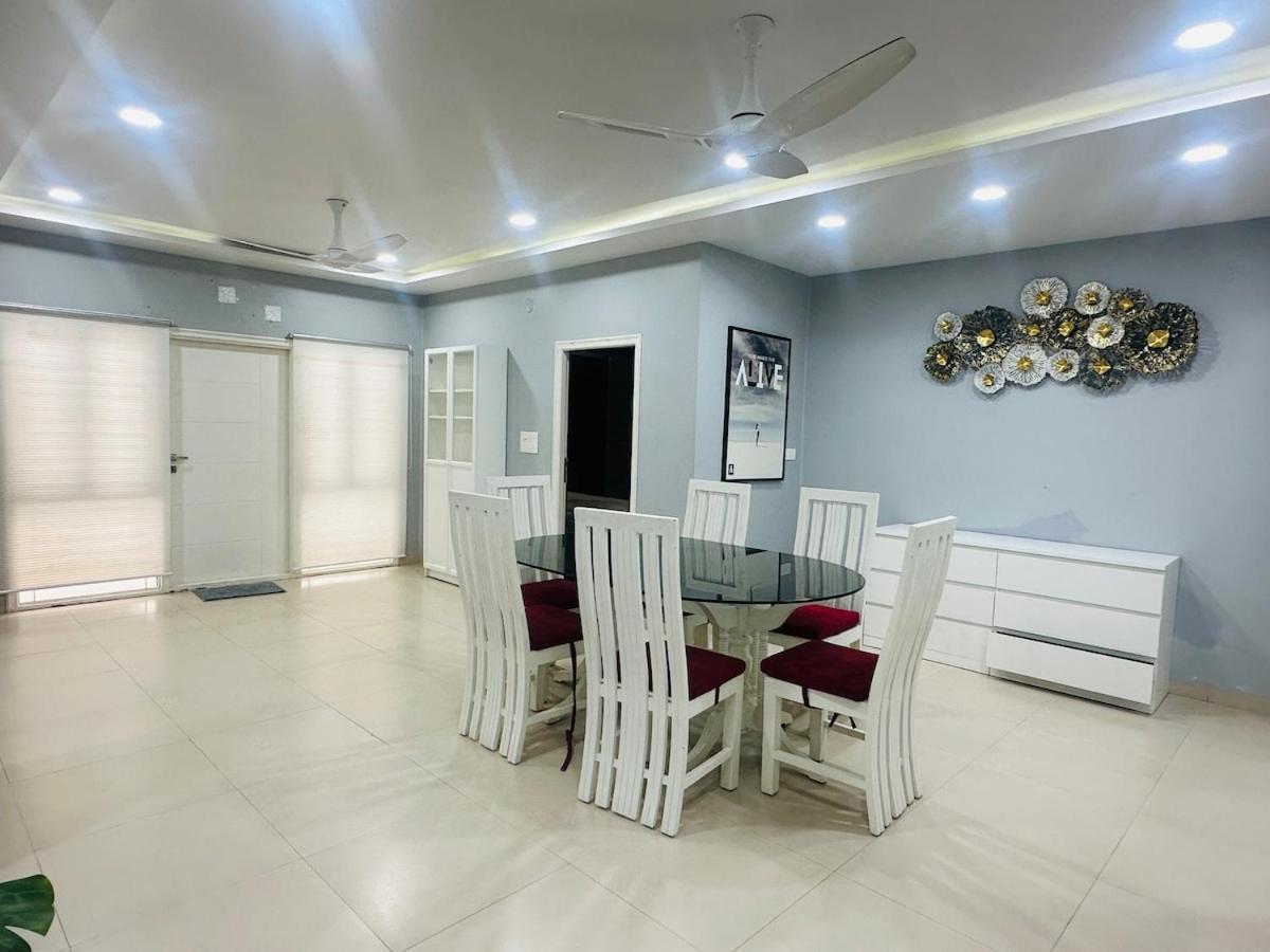 Charming Beautiful 2bhk Jublee Hills Apollo Apartment