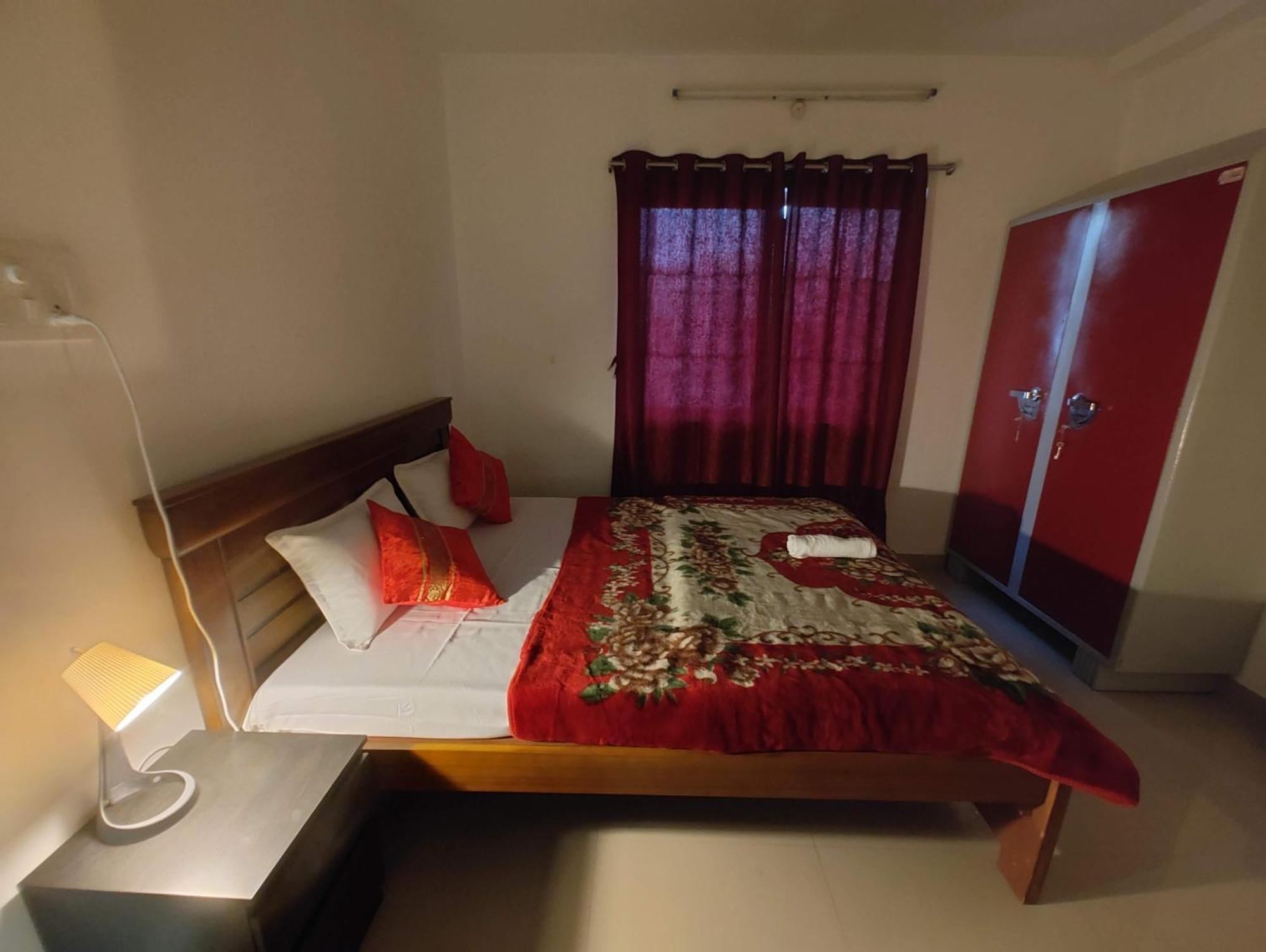Nk Homes - 2bhk Serviced - Full Furnished & Full Kitchen, Wifi & Balcony Apartment Hyderabad