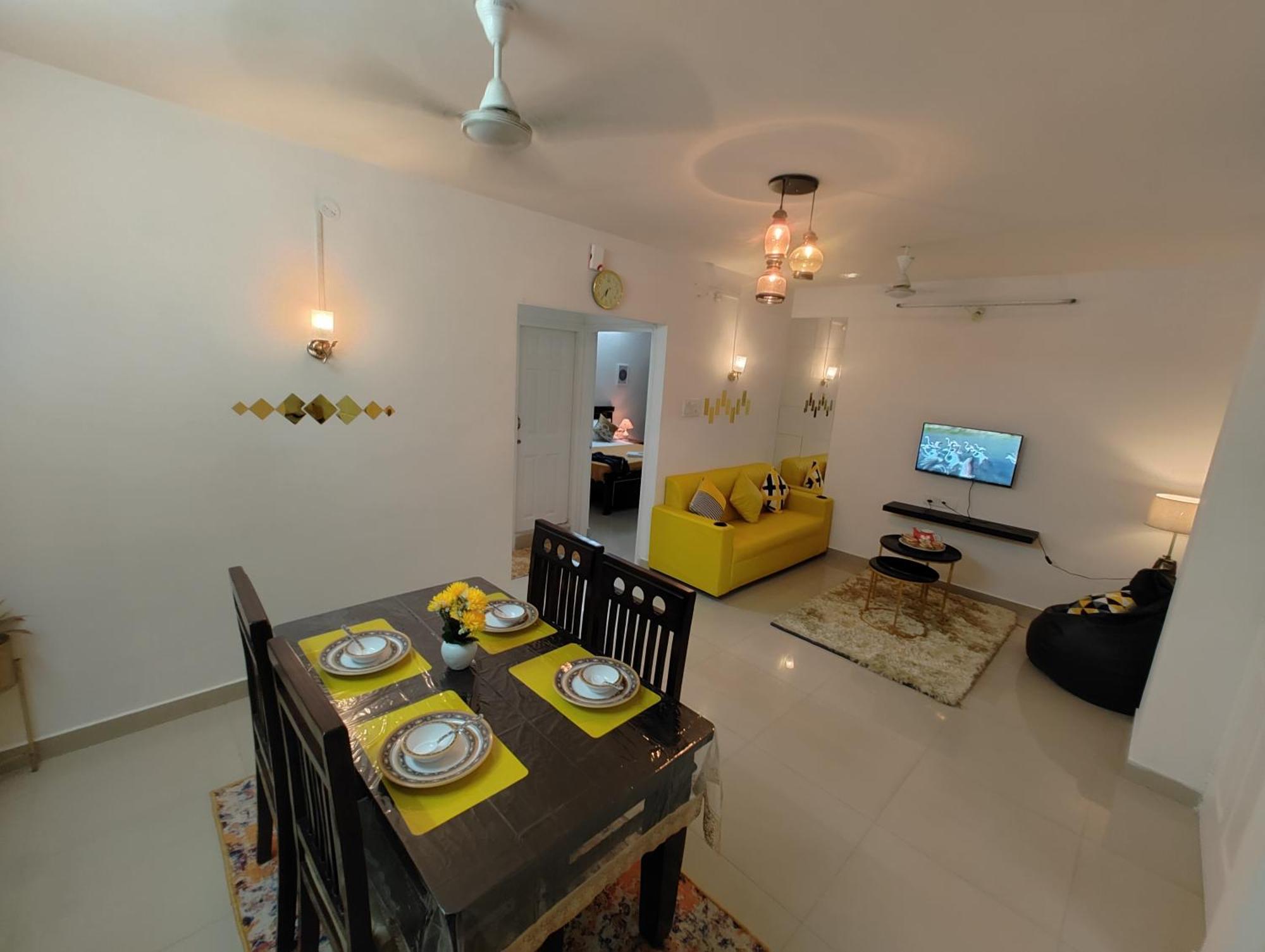 Apartment Nk Homes - 2bhk Serviced - Full Furnished & Full Kitchen, Wifi & Balcony *