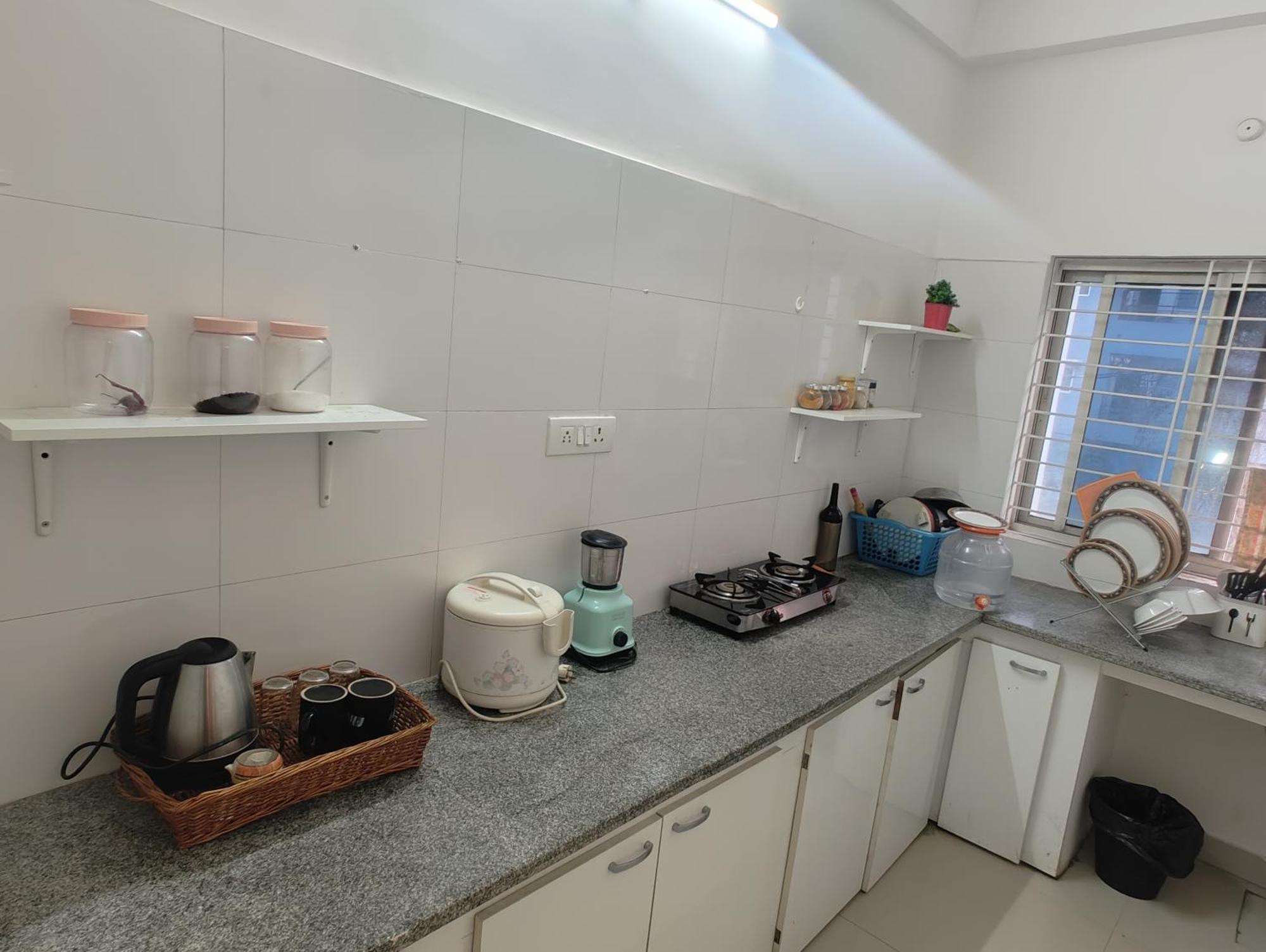 Nk Homes - 2bhk Serviced - Full Furnished & Full Kitchen, Wifi & Balcony Hyderabad