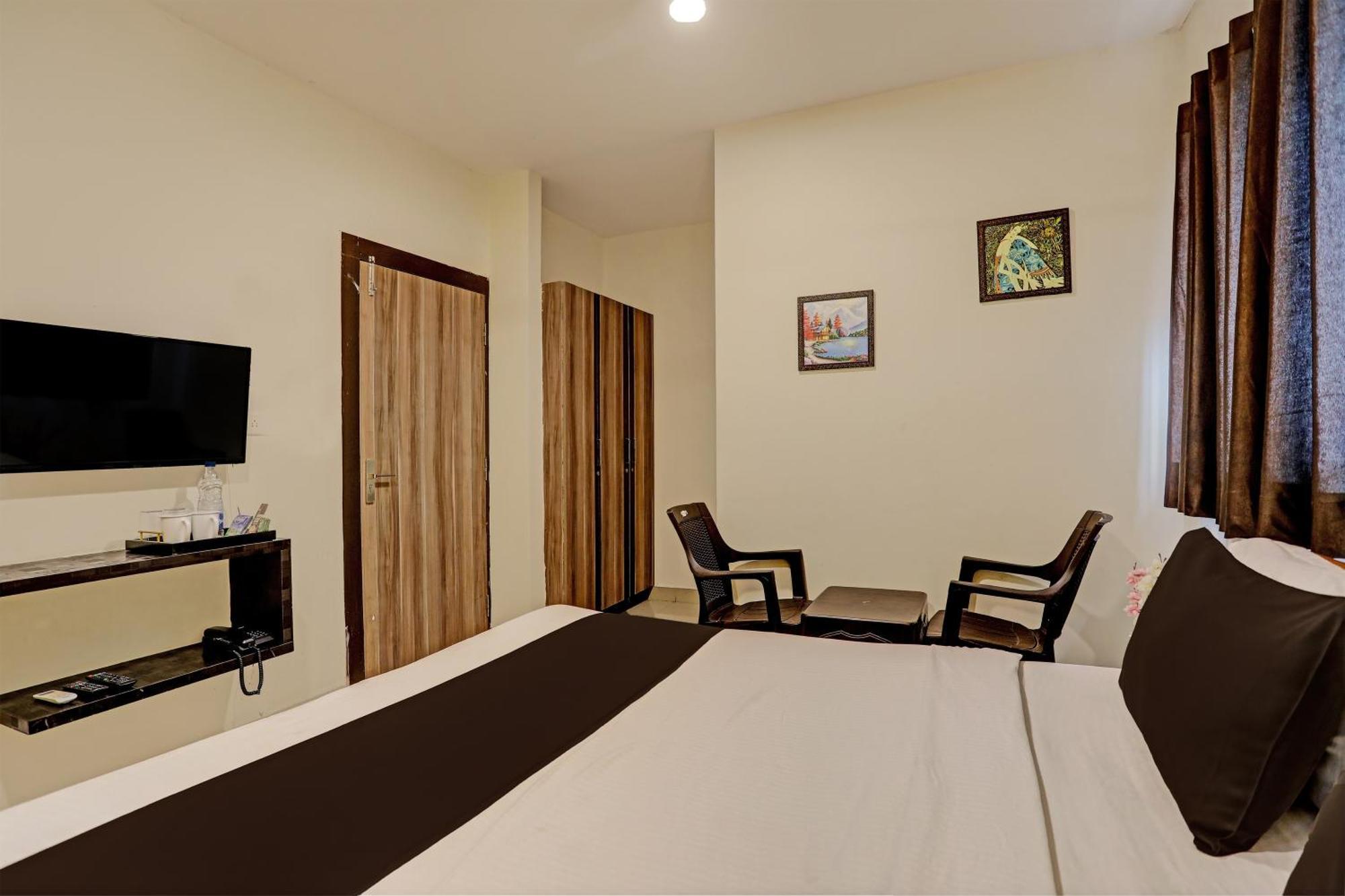 Capital O Saharsh Grand Near Shilparamam Hyderabad