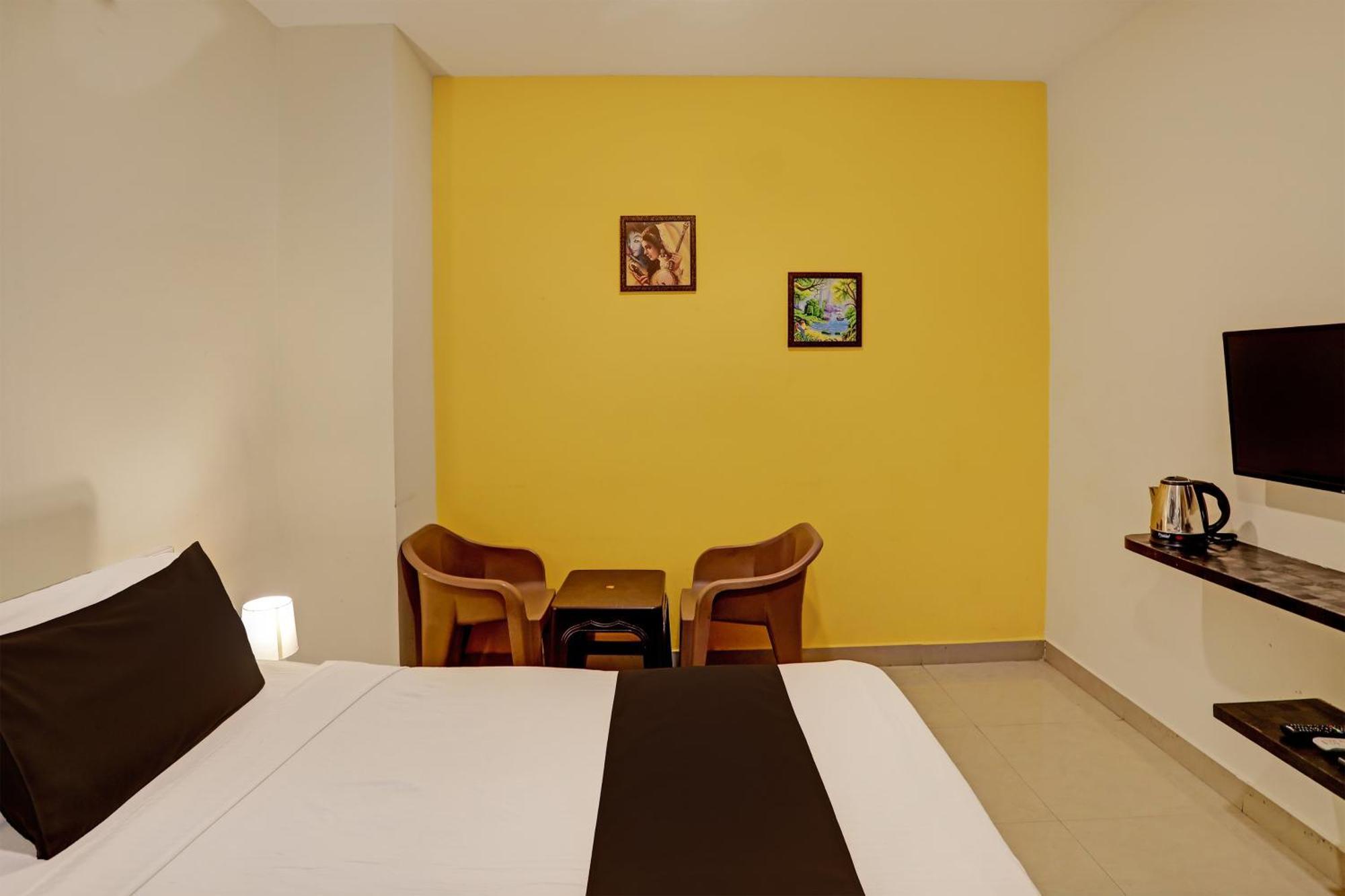 Capital O Saharsh Grand Near Shilparamam Hotel Hyderabad