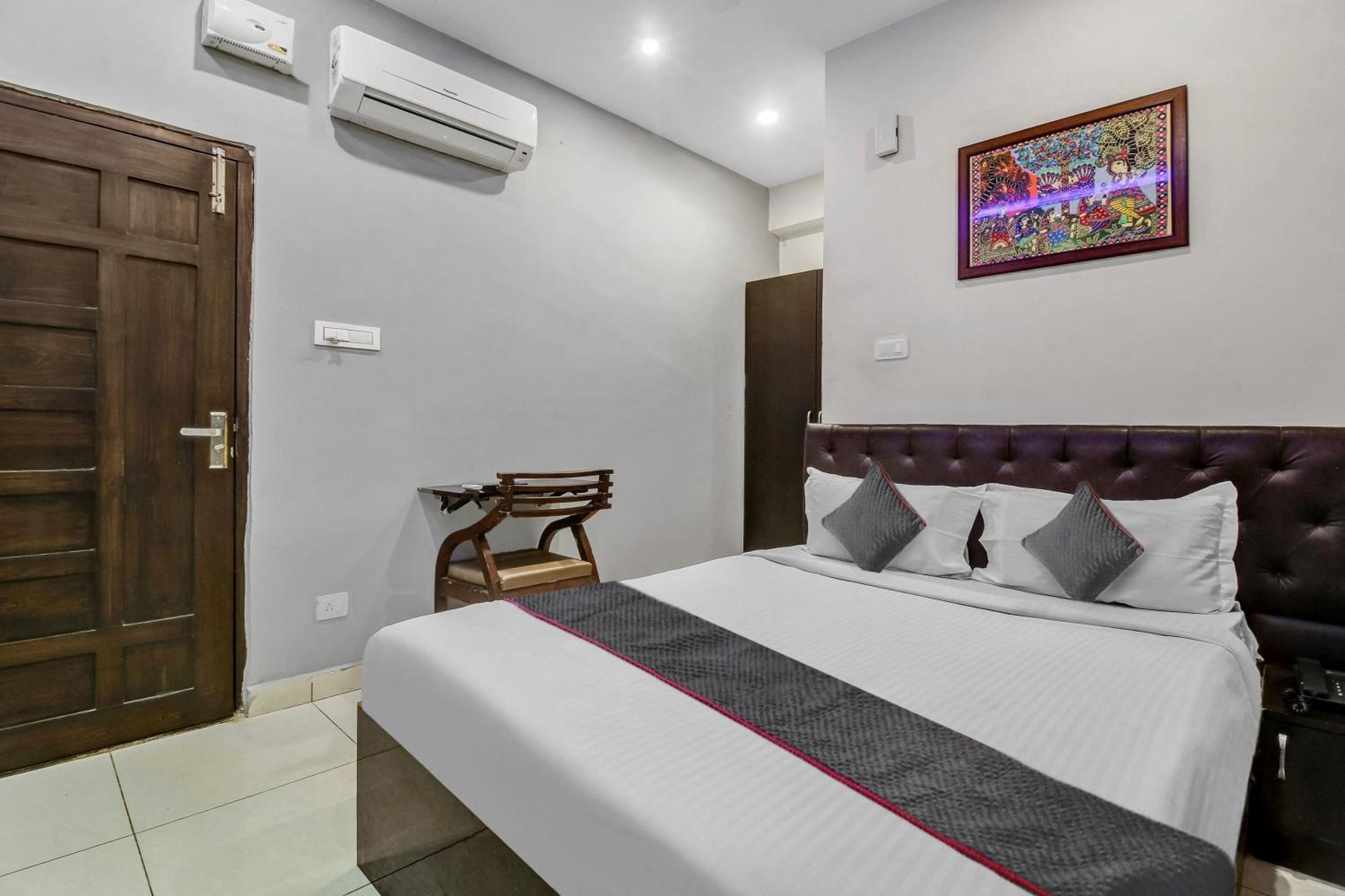 Hotel Collection O Galaxy Hyderabad