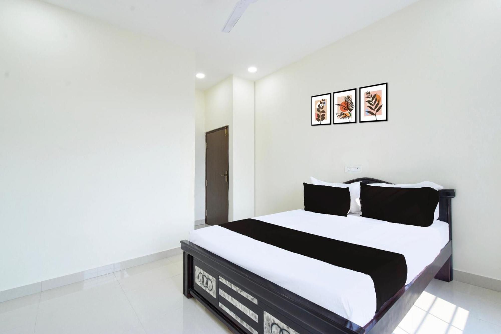 Hotel O Rks Nearby Narsingi, Kokapet, And Neknampur 3*
