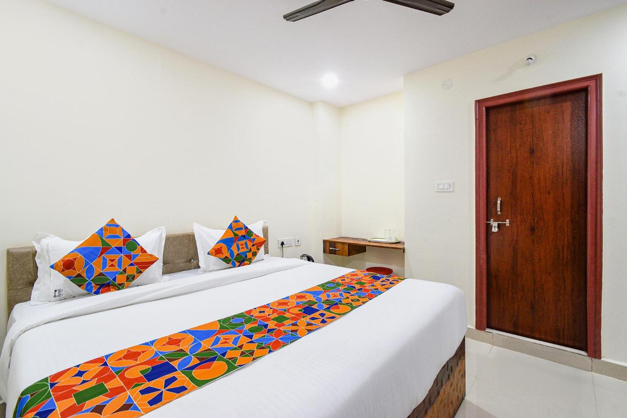 Hotel Fabhotel Dlf - Gachibowli 3*