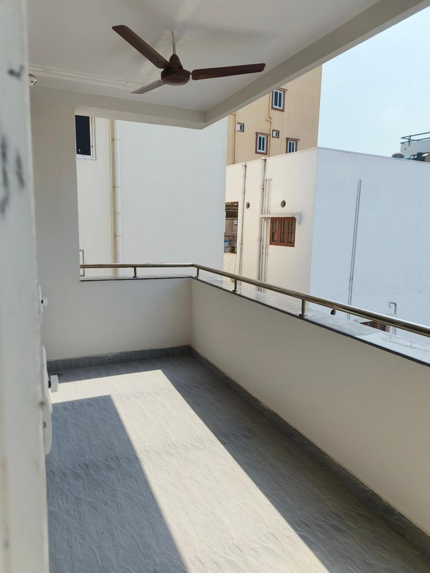 Villa Fabolous 6 Bhk Duplex Fully Furnished Near Miyapur And Jntu - Just Now Launched *