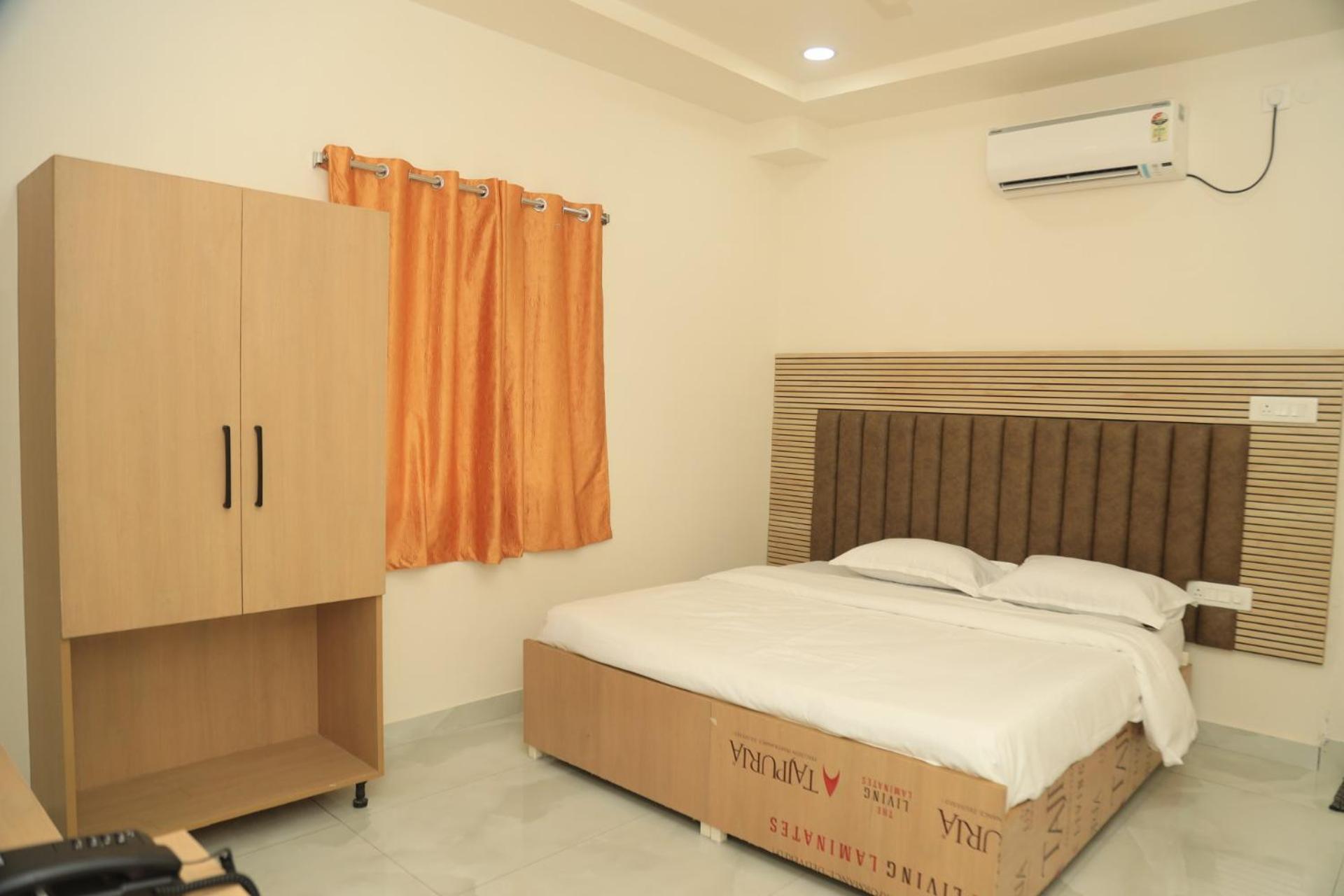 Varrahi Exotica 3* Hyderabad