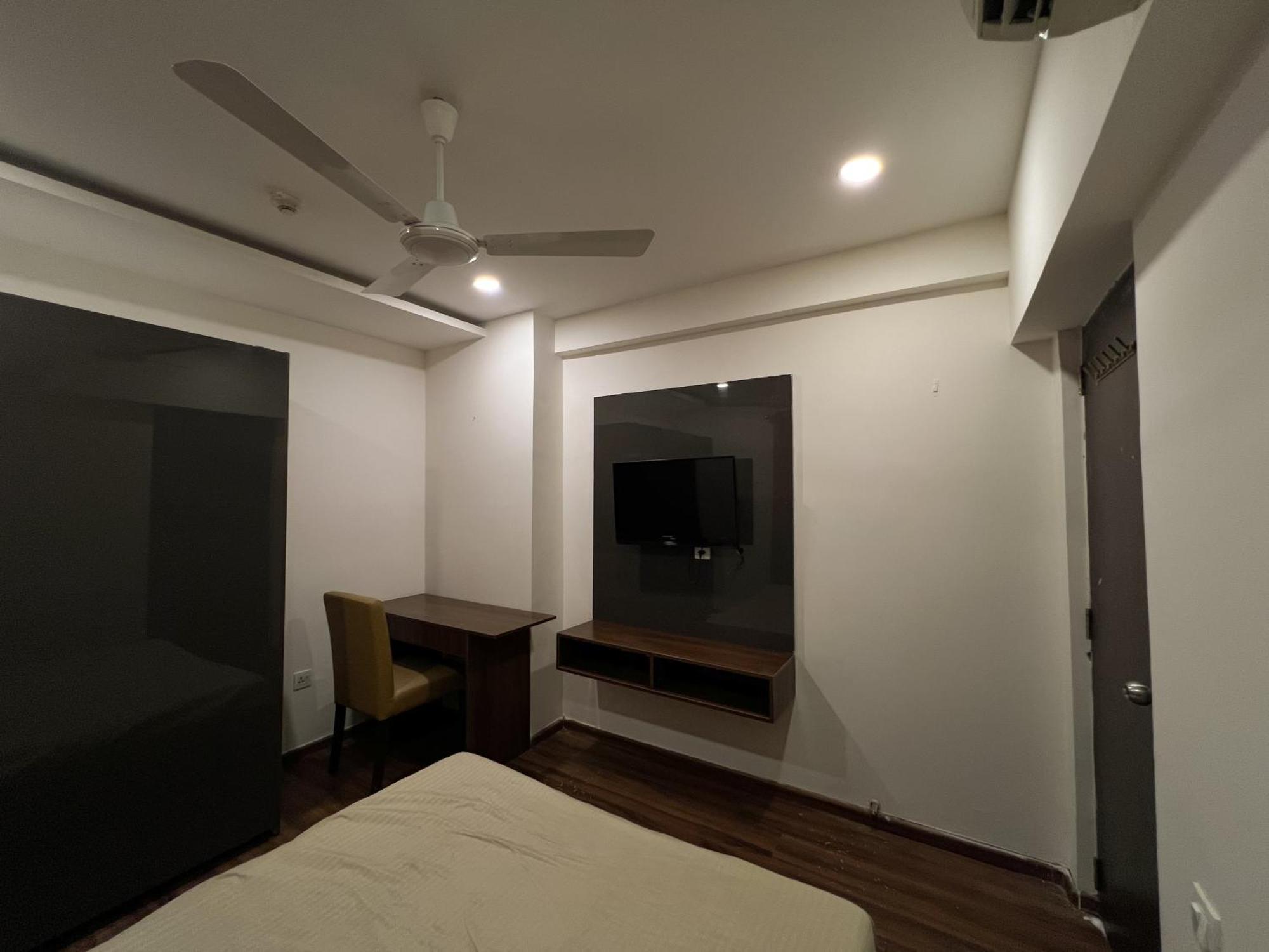 The Serenity Skyline By Weliving Apartment