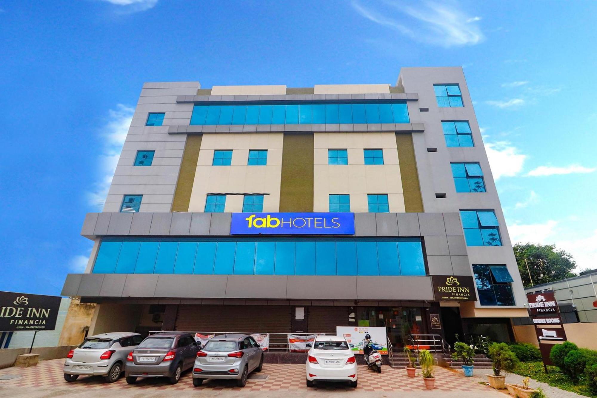 Fabhotel Pride Financia - Nr Dlf Cyber City, Gachibowli