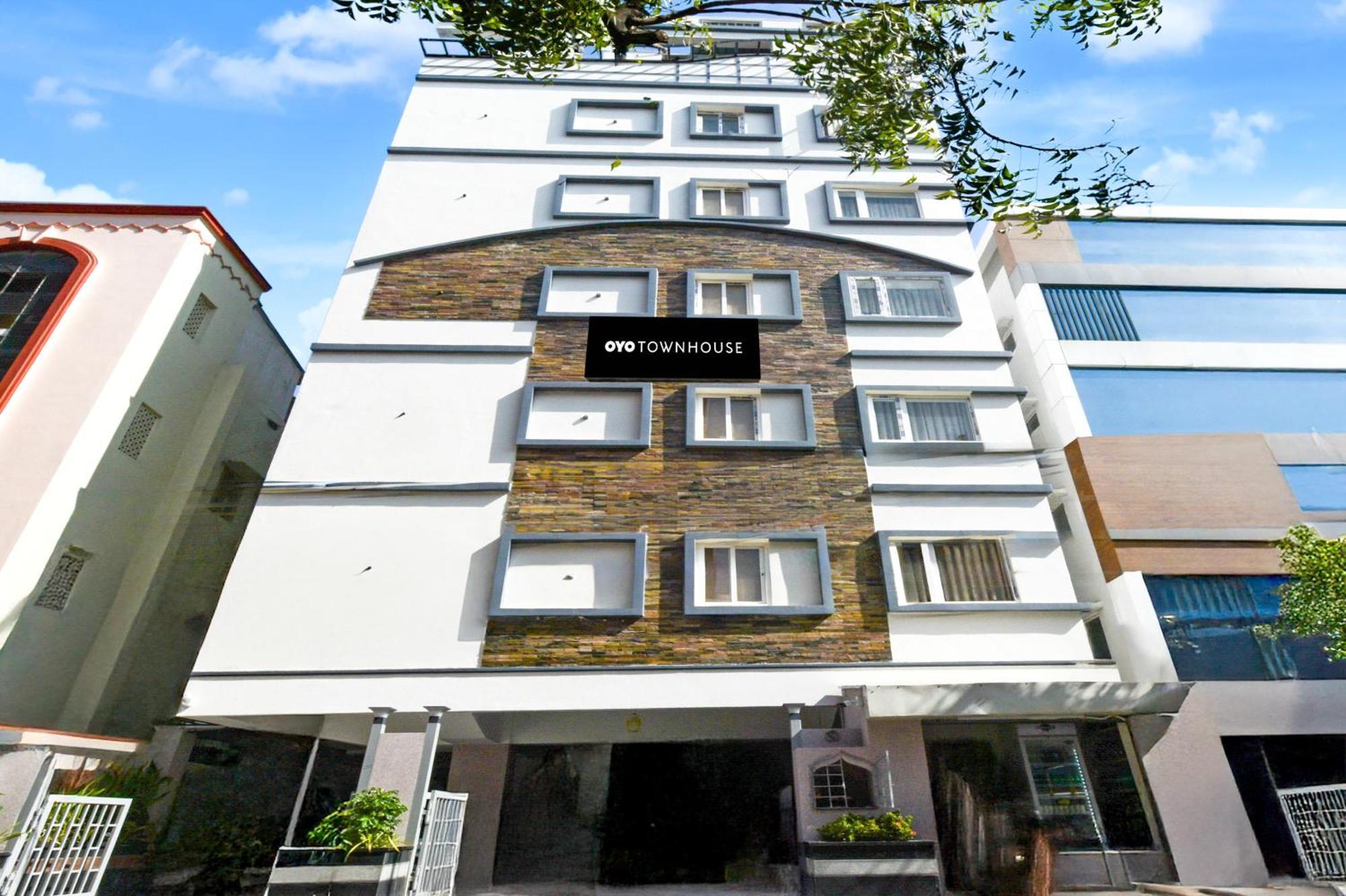 Hotel Townhouse Aarav Business Hyderabad
